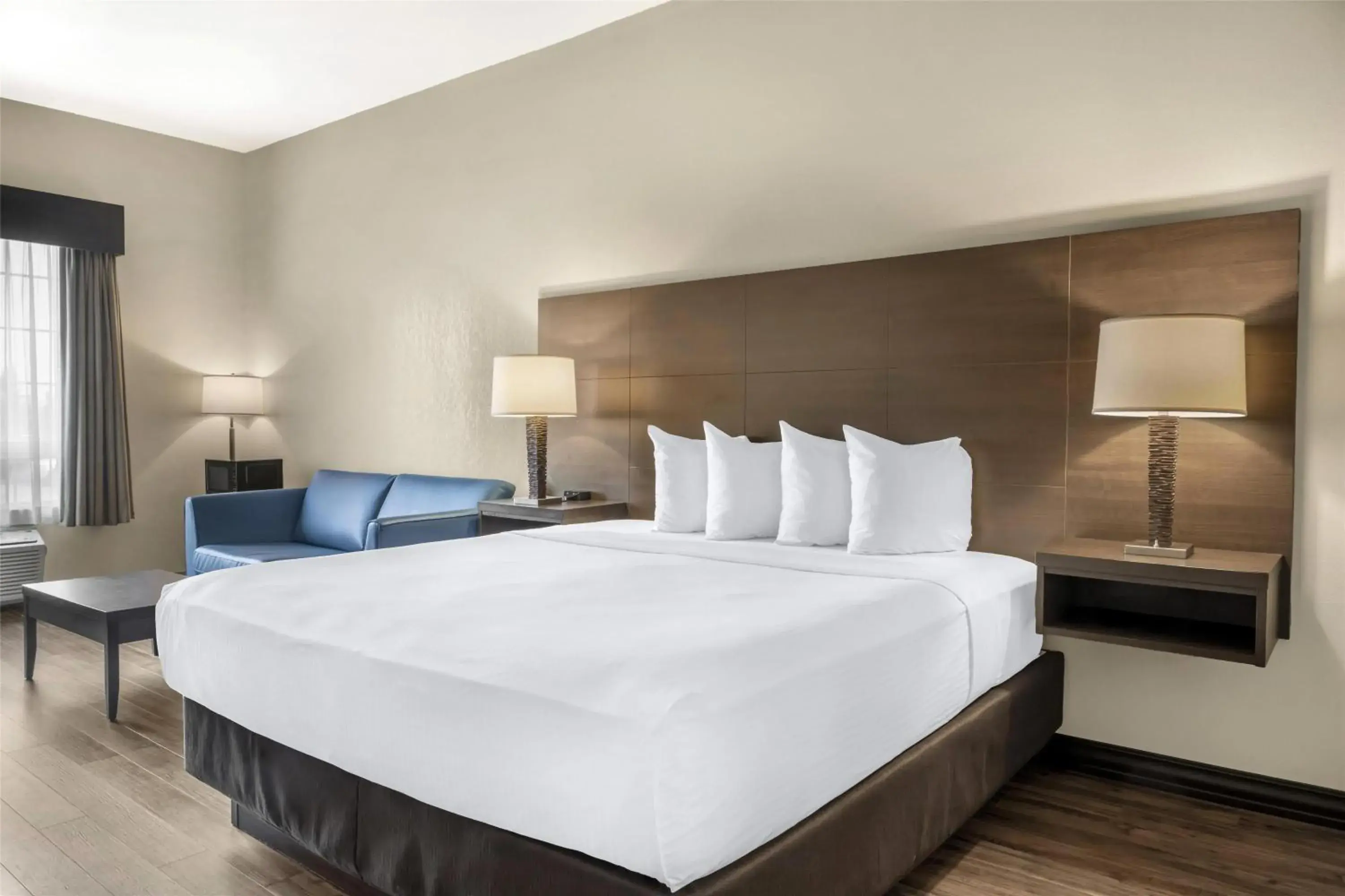 Bedroom, Bed in BEST WESTERN PLUS Saint John Hotel & Suites Bedroom, Bed in BEST WESTERN PLUS Saint John Hotel & Suites