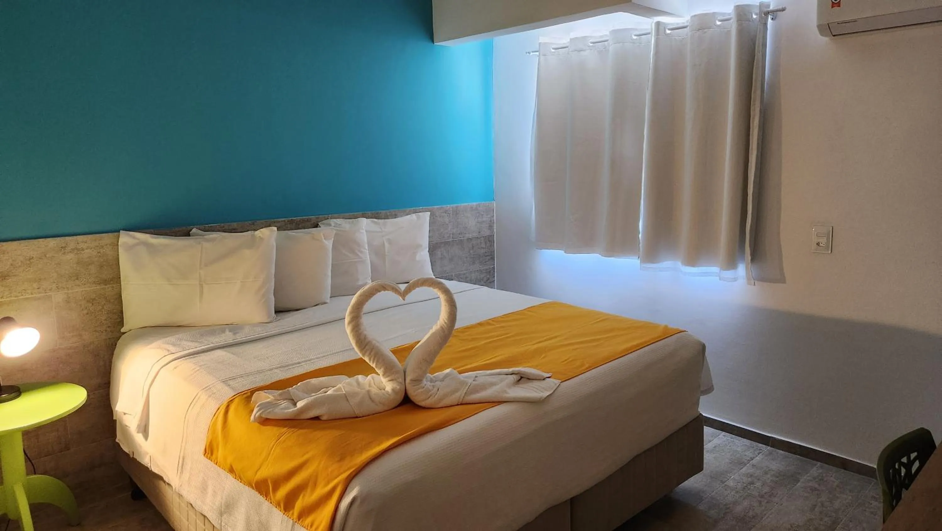 Photo of the whole room, Bed in Pousada Portomares
