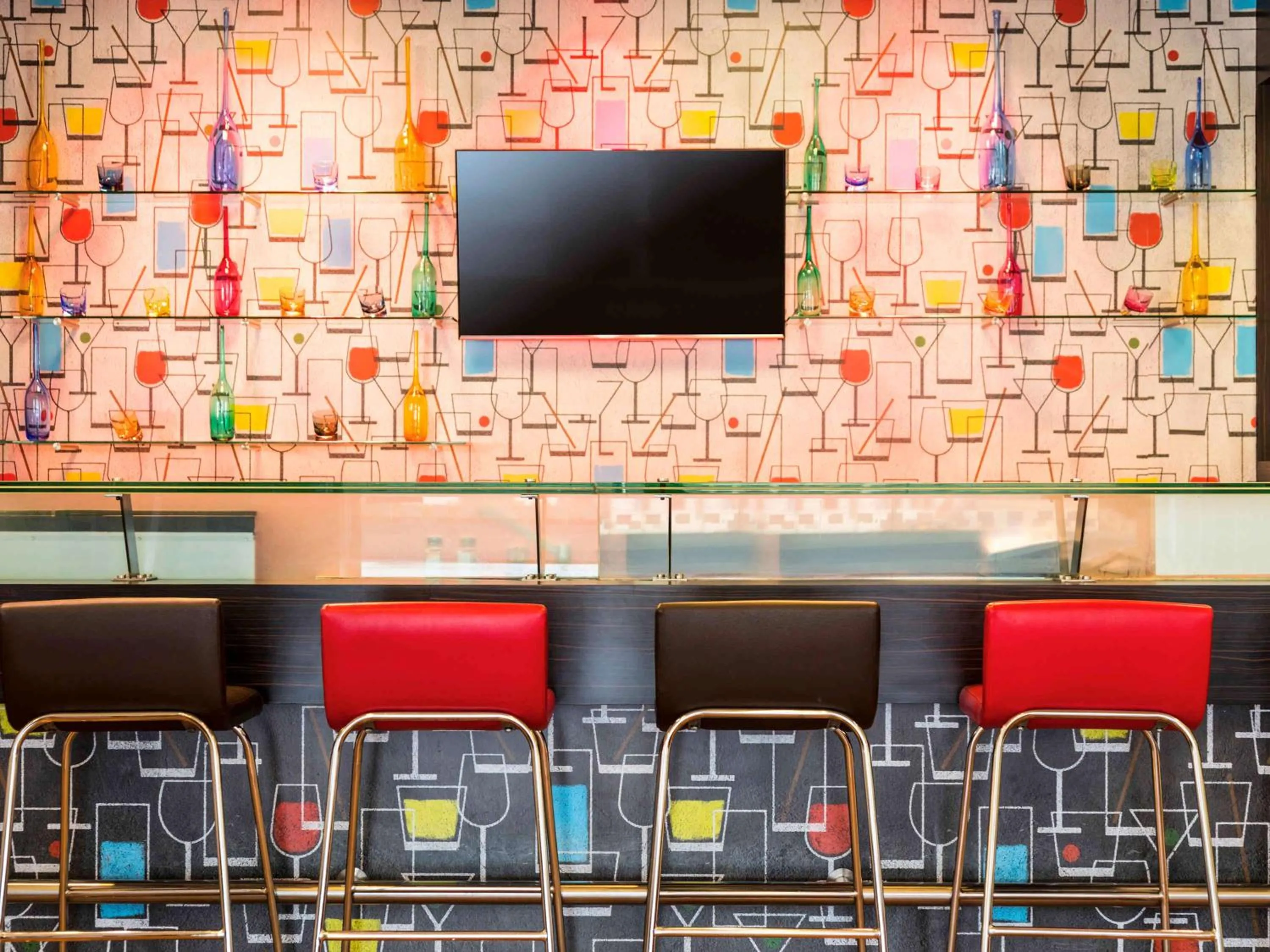 Lounge or bar in Ibis Juarez Consulado