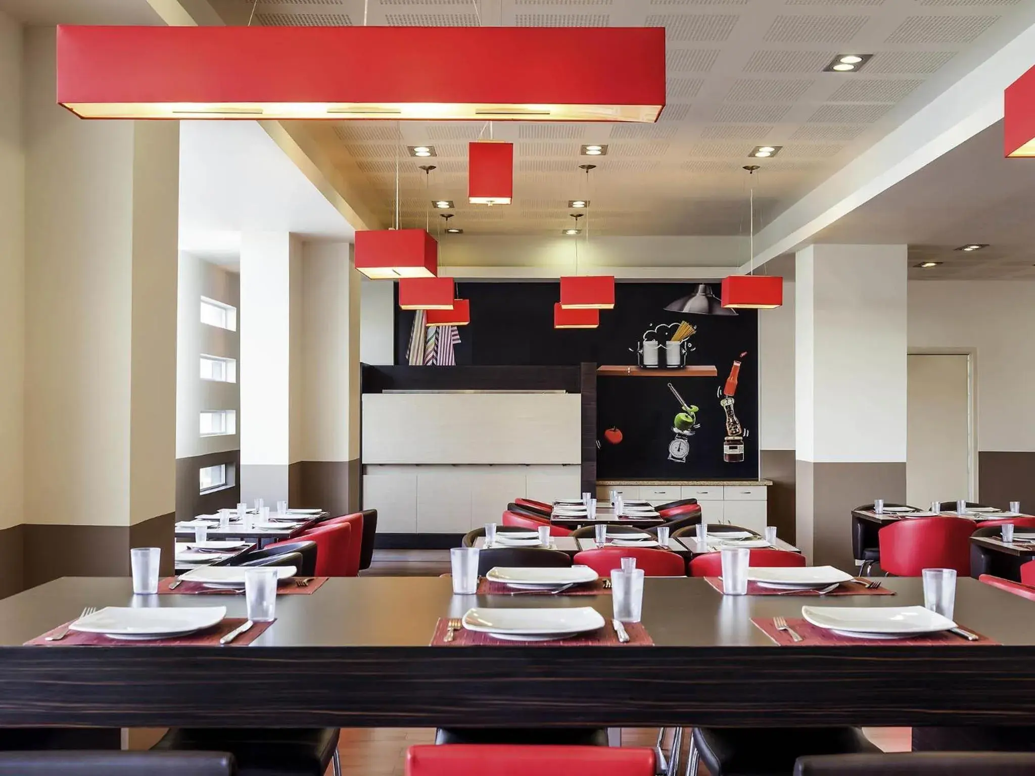 Restaurant/places to eat in Ibis Juarez Consulado Restaurant/places to eat in Ibis Juarez Consulado