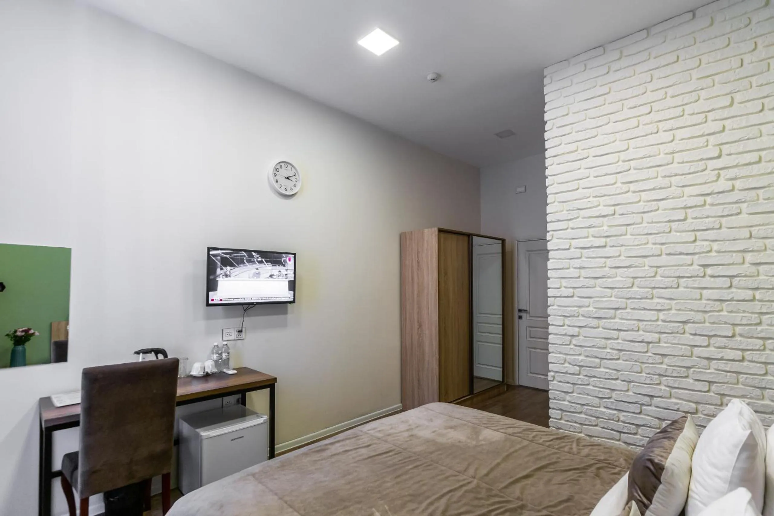 Bed in Seven Boutique Hotel Baku