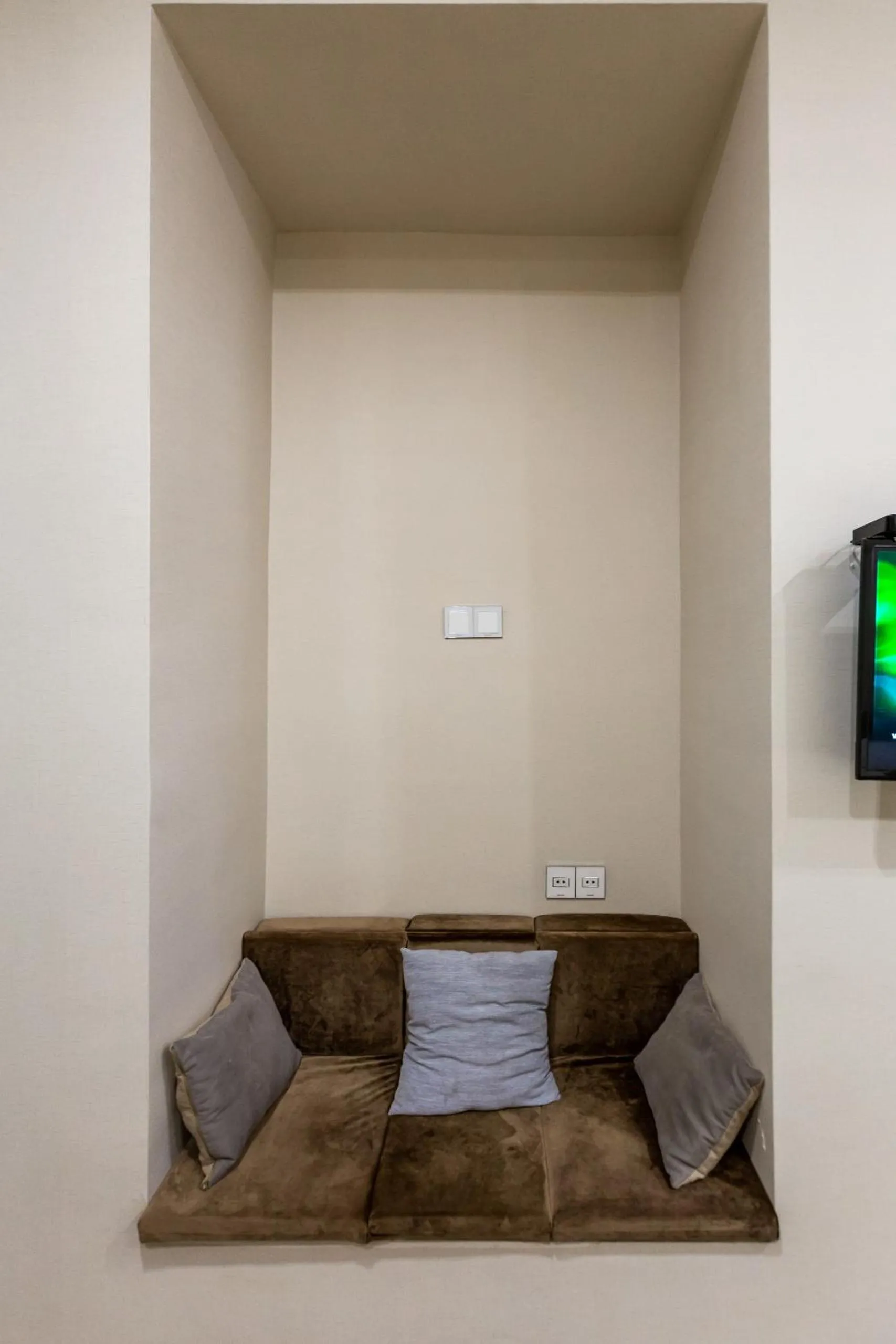 TV and multimedia in Seven Boutique Hotel Baku