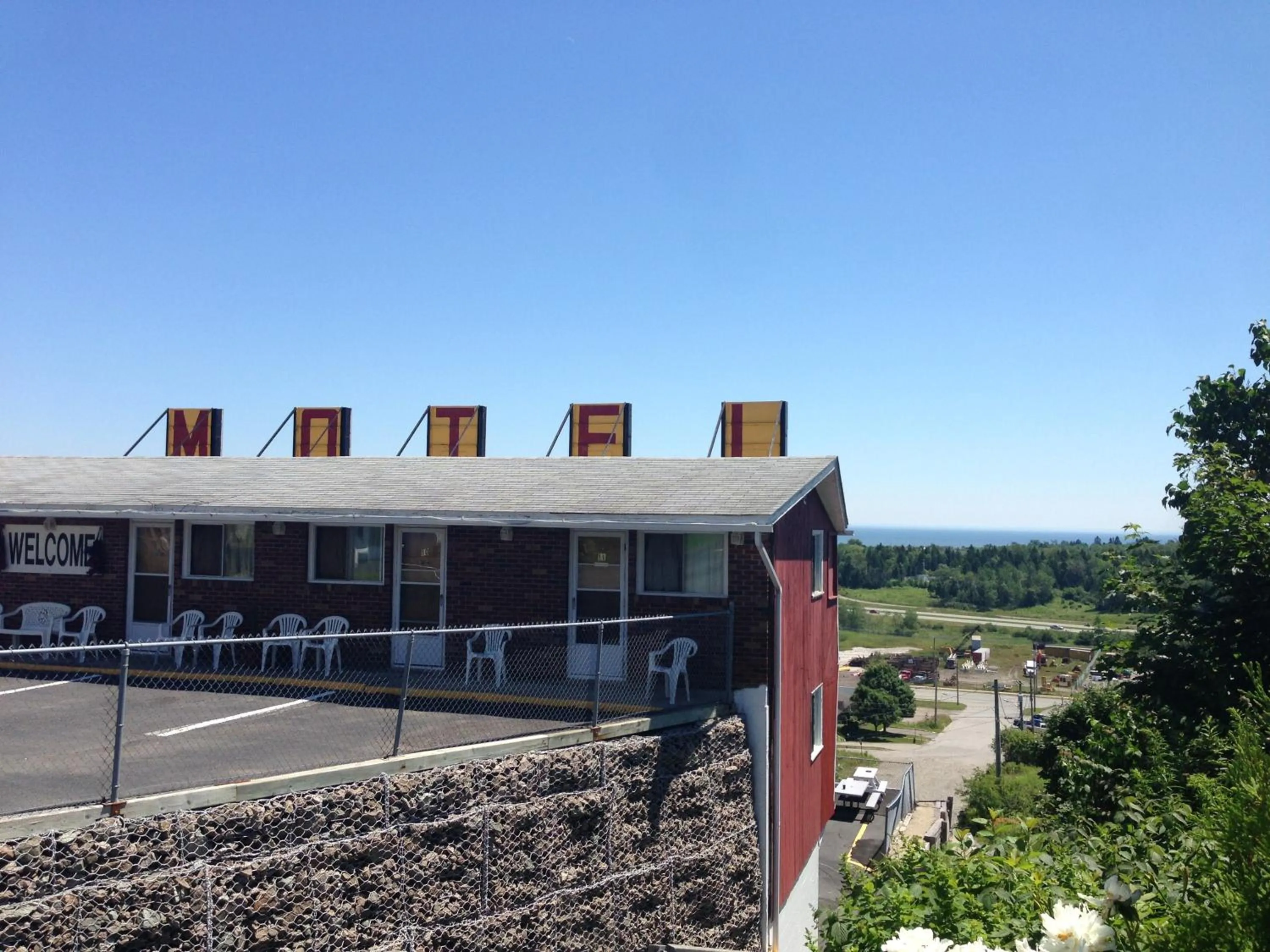 Hillside Motel