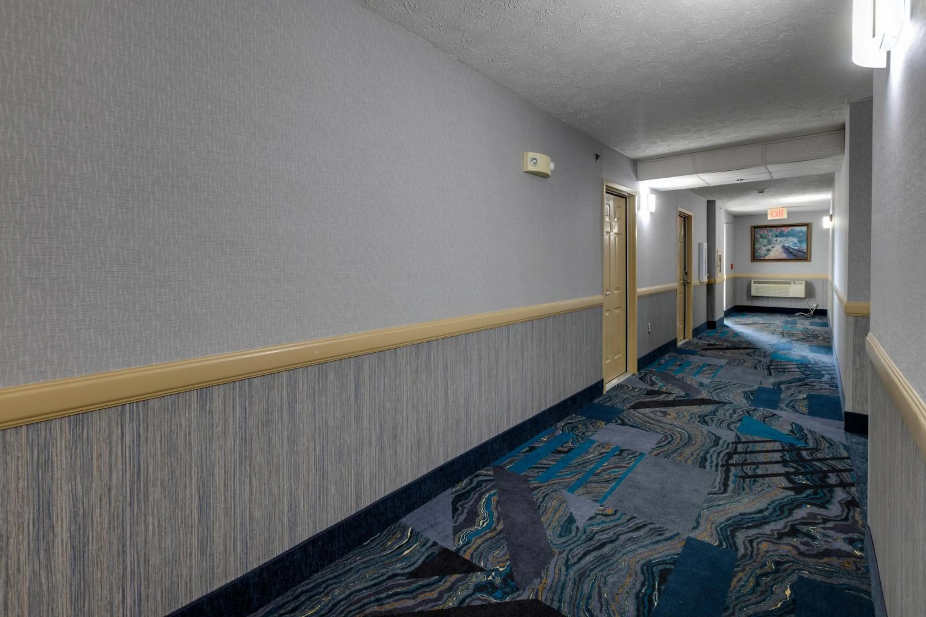 Property building in Park Grove Inn