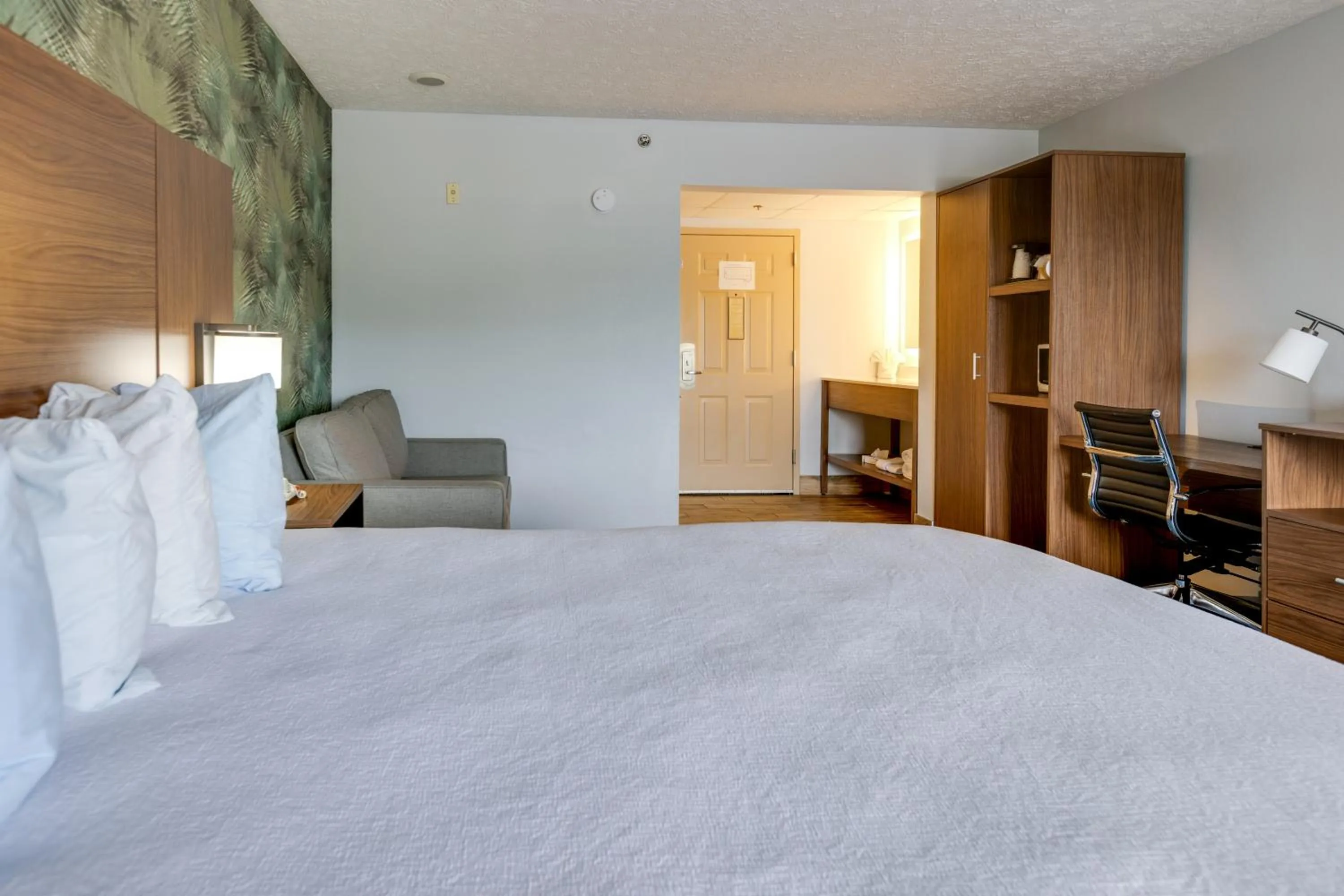 Bedroom, Bed in Park Grove Inn