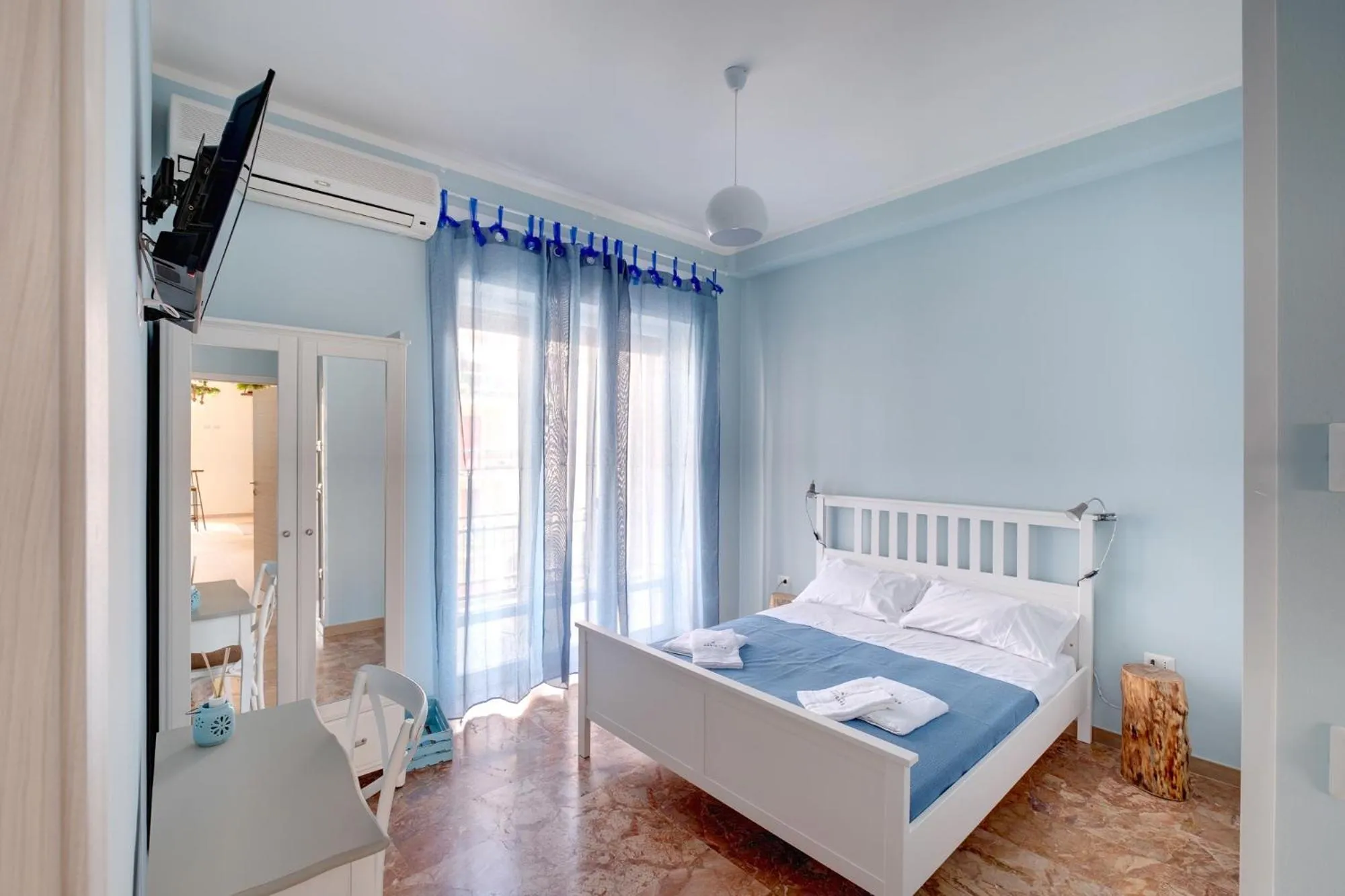 Bed in BUTTERFLY B&B