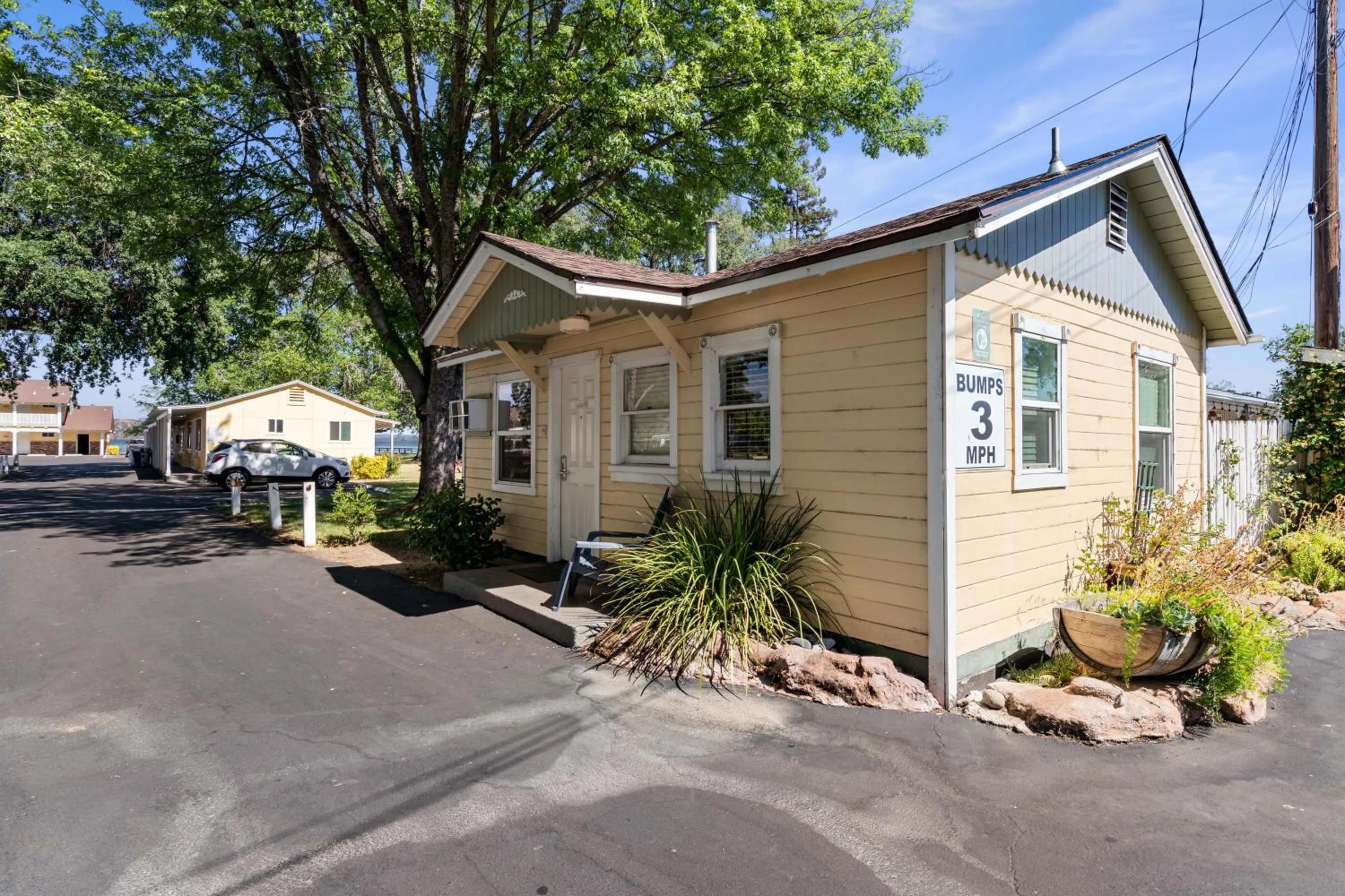 Property building in Skylark Shores Resort