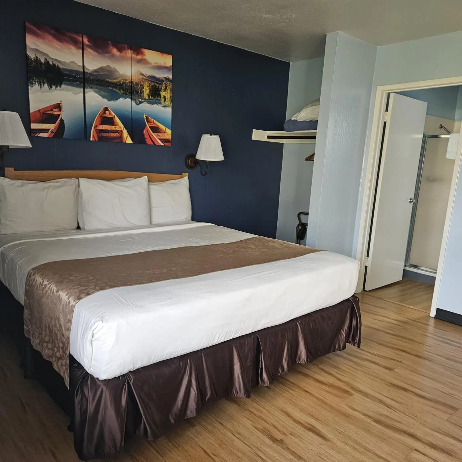 Bed in Skylark Shores Resort