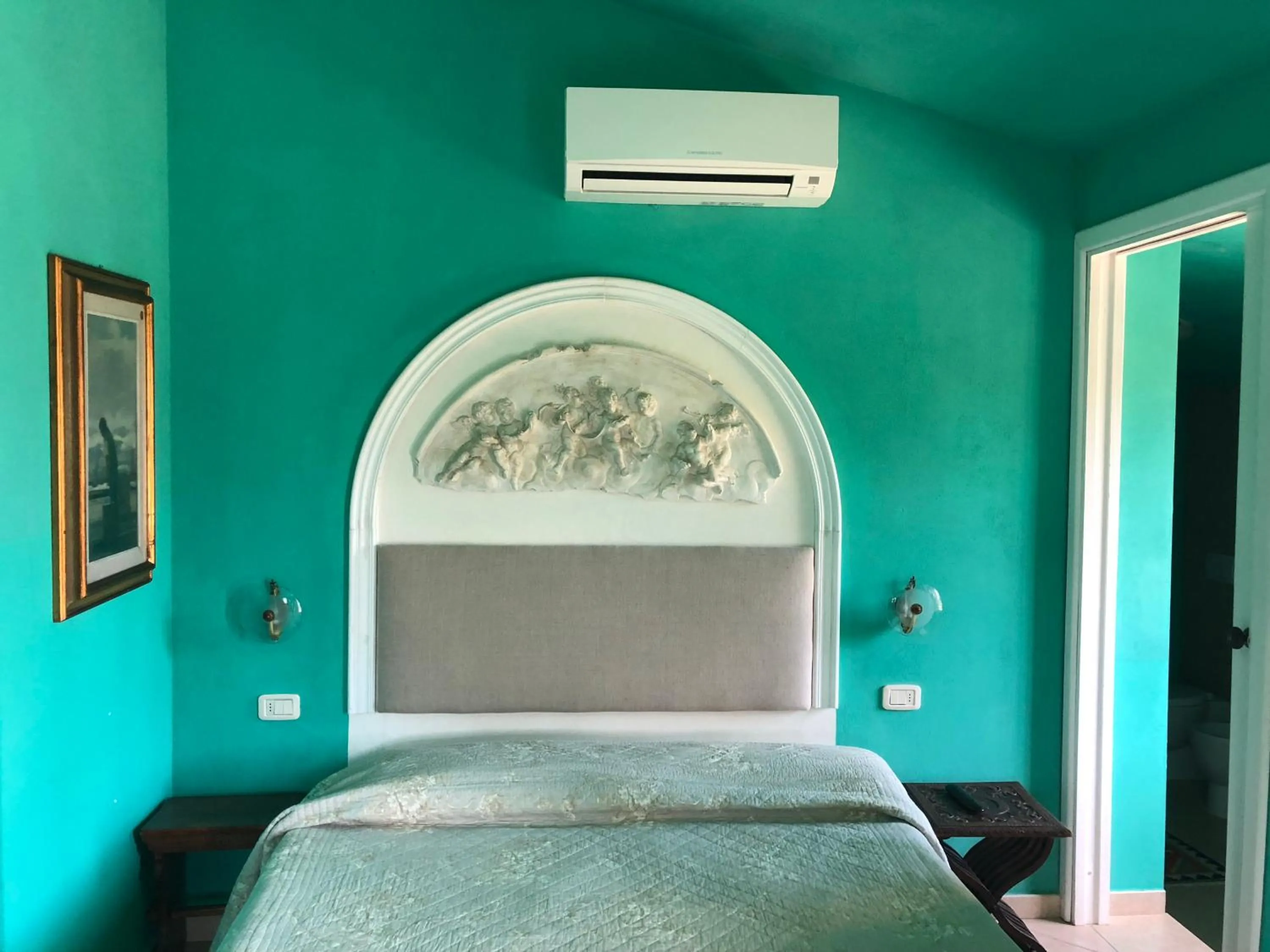 Bed in La Locanda della Vecchia Hosteria