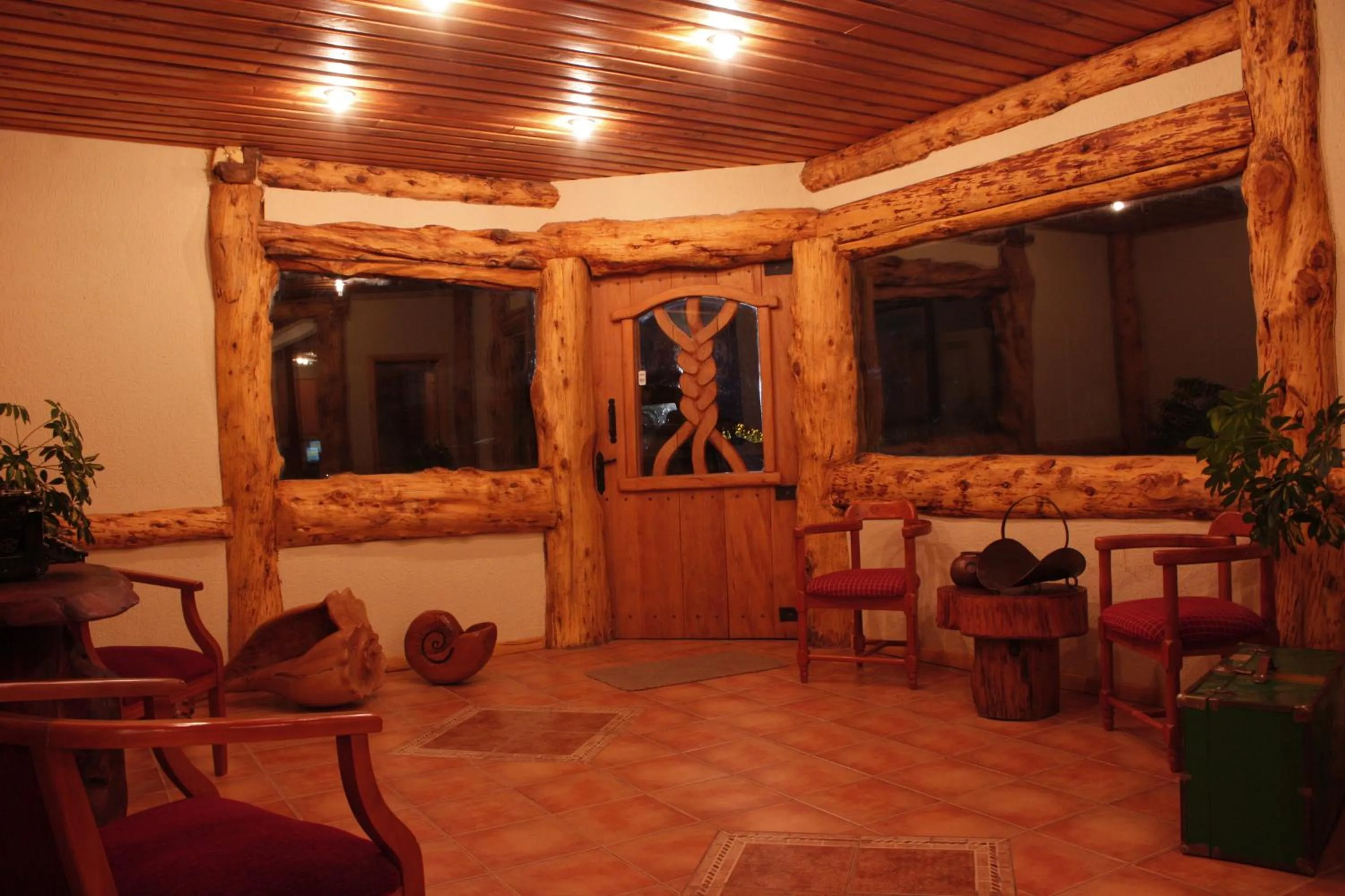 Facade/entrance in Hotel Borde Lago