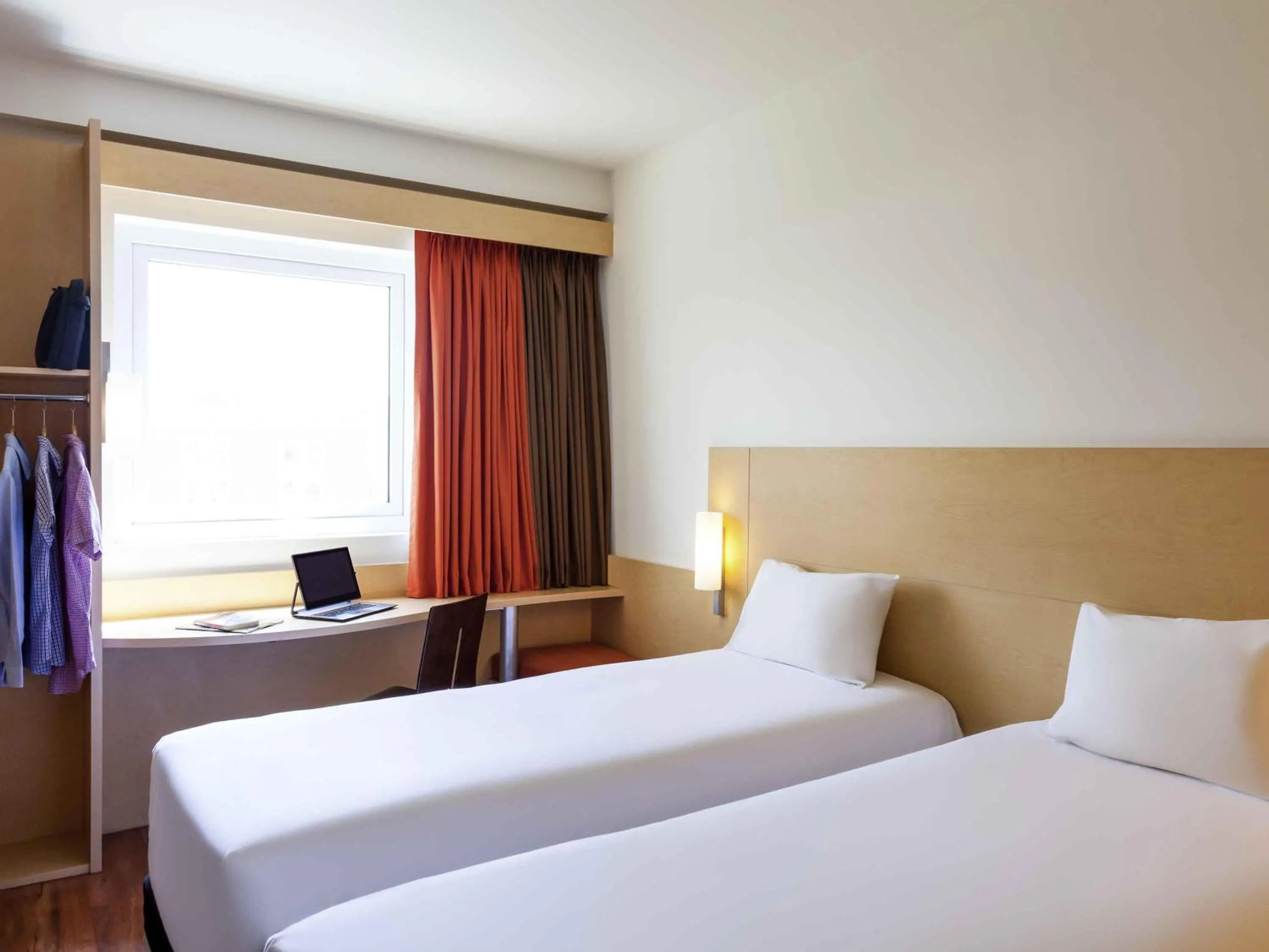 Bedroom, Bed in Ibis Hermosillo