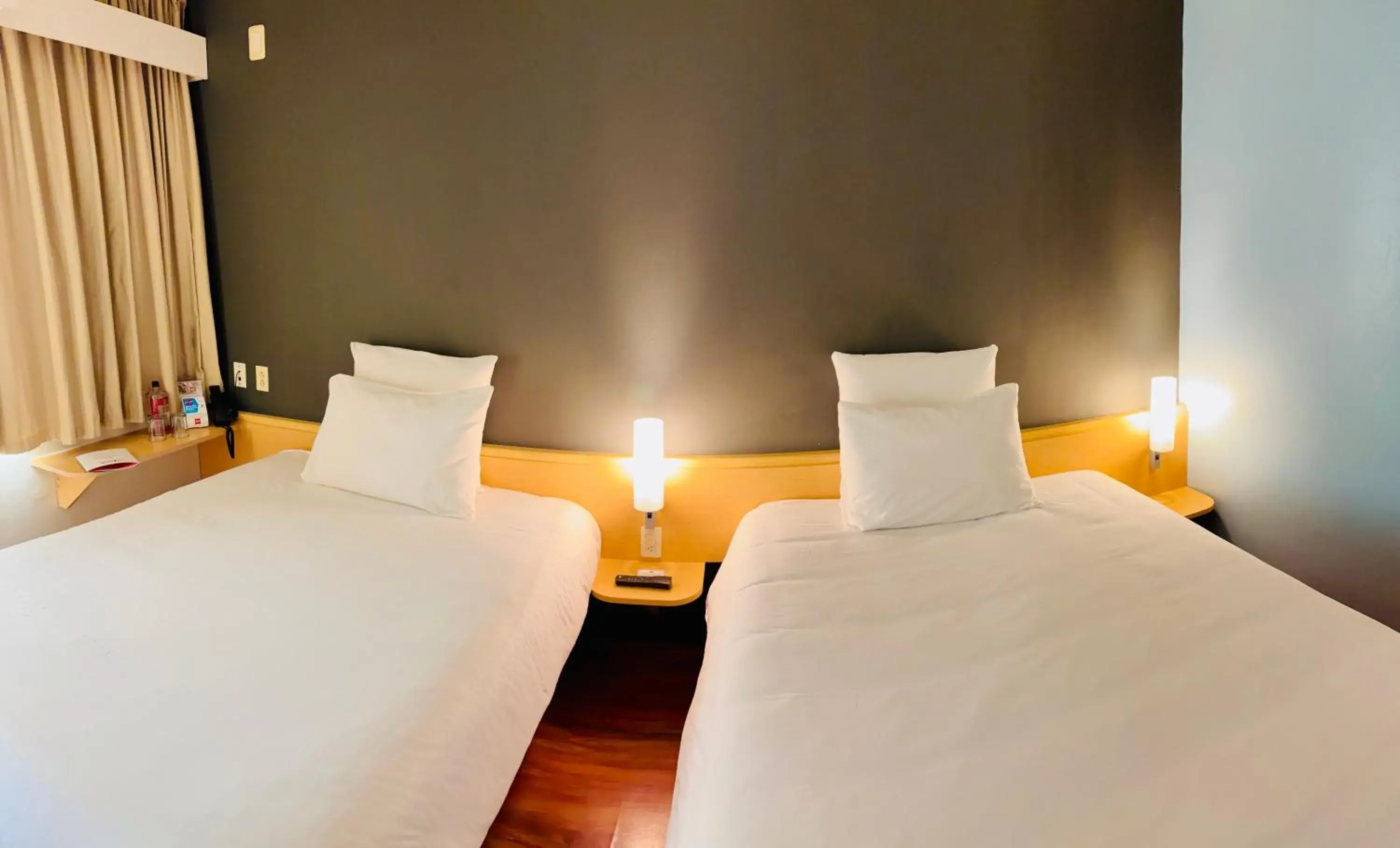 Bed in Ibis Monterrey Valle Bed in Ibis Monterrey Valle