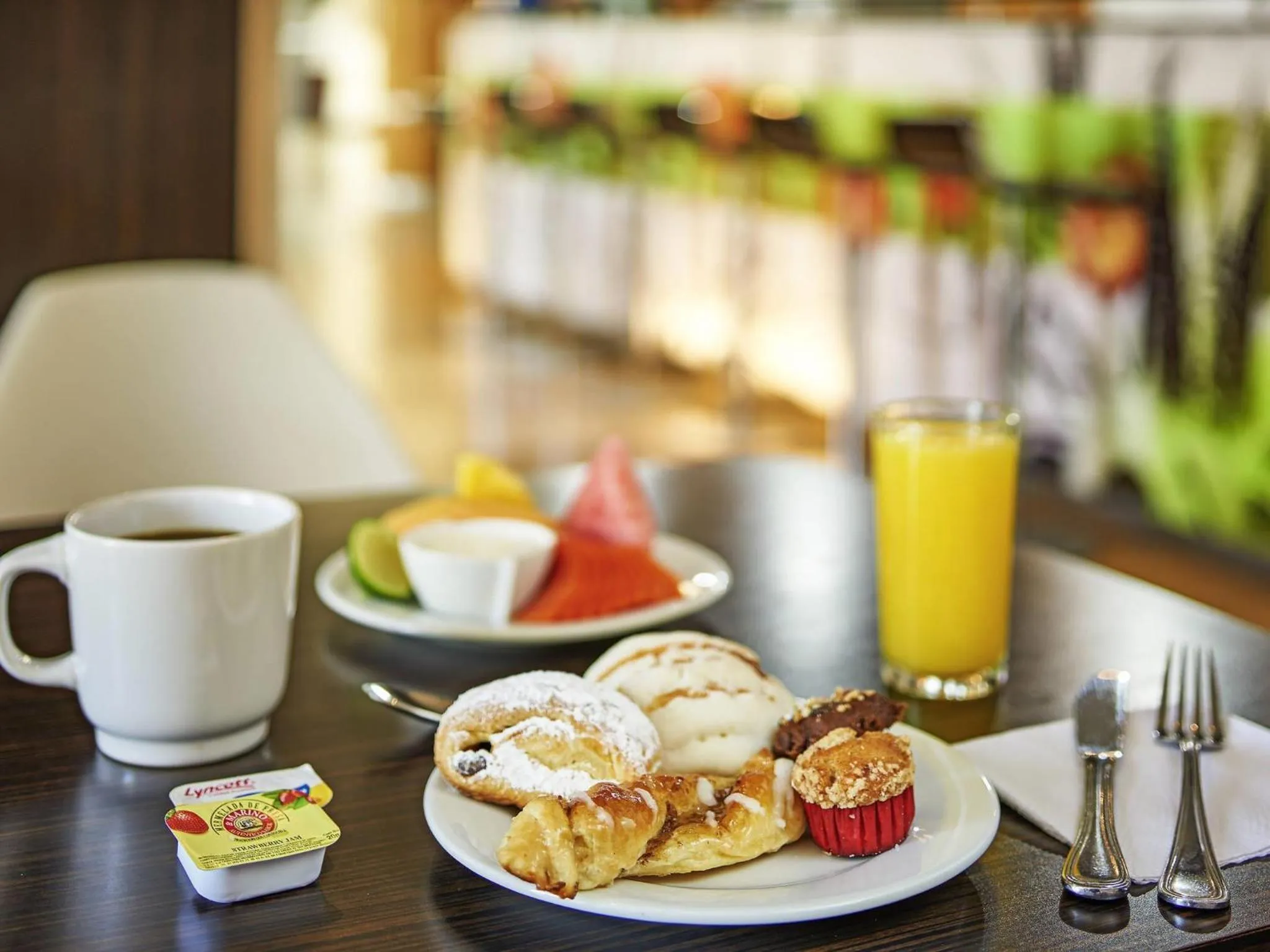 Breakfast in Ibis Monterrey Valle