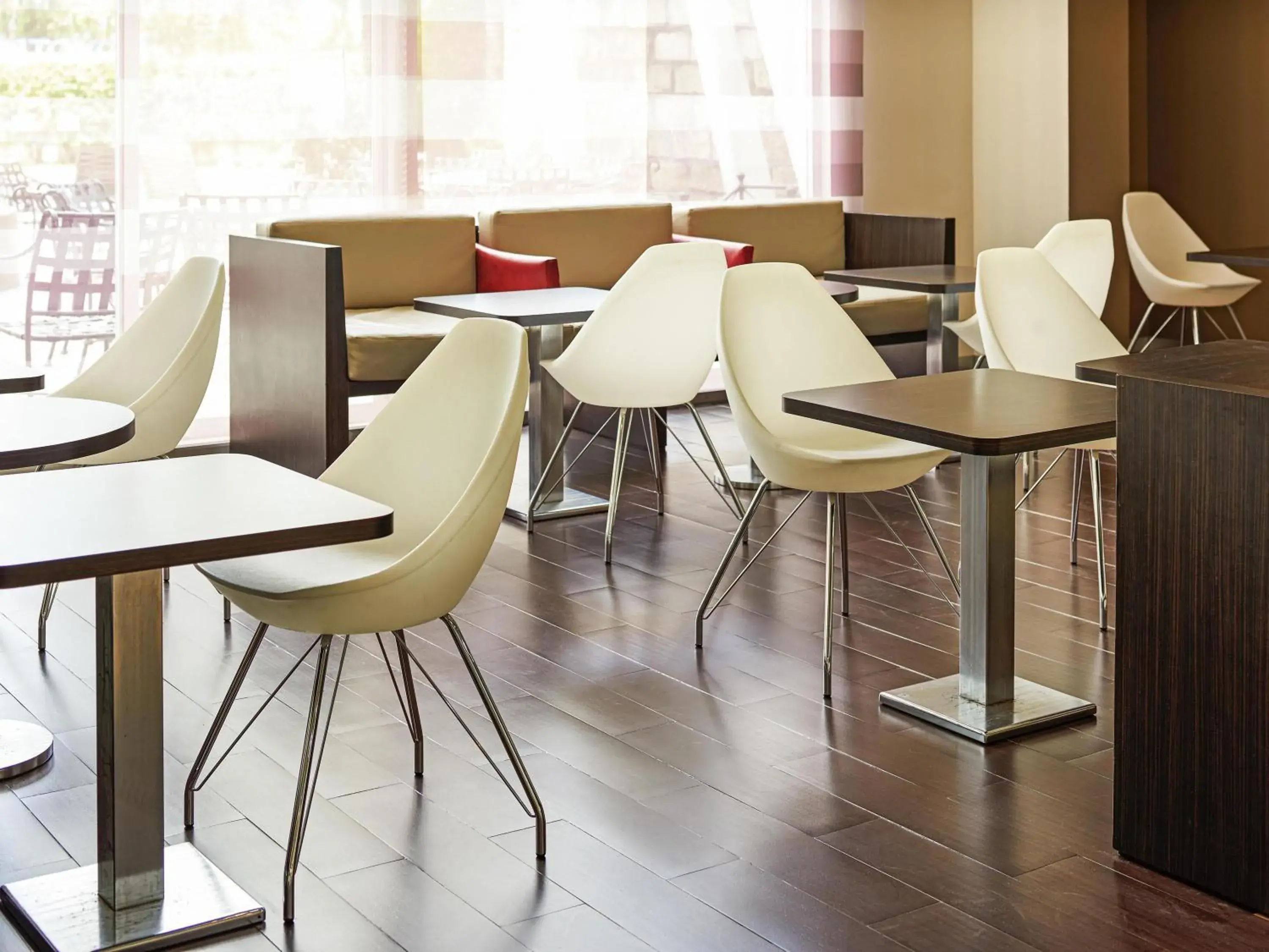 Restaurant/places to eat in Ibis Monterrey Valle Restaurant/places to eat in Ibis Monterrey Valle