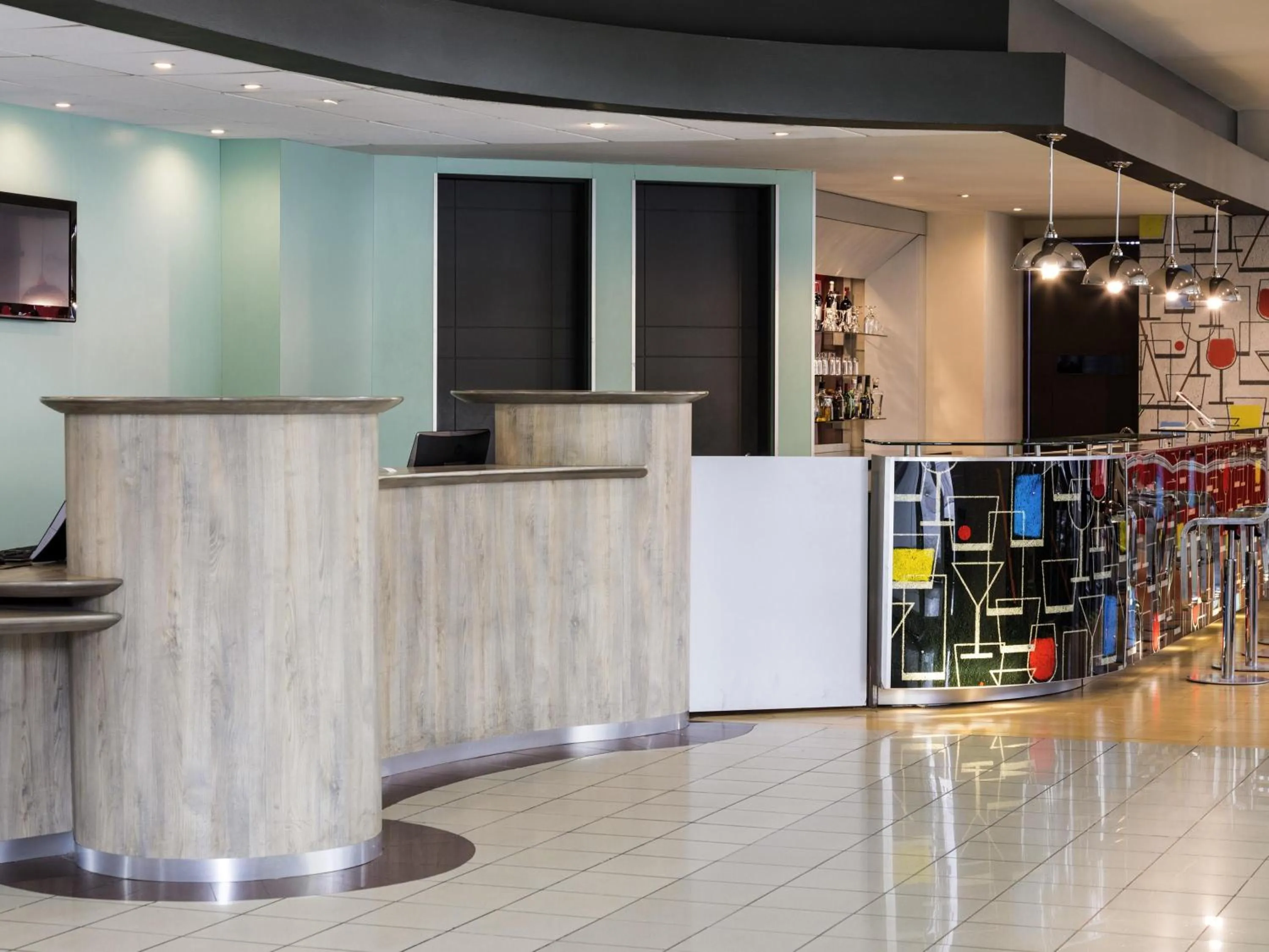 Property building in Ibis Monterrey Valle