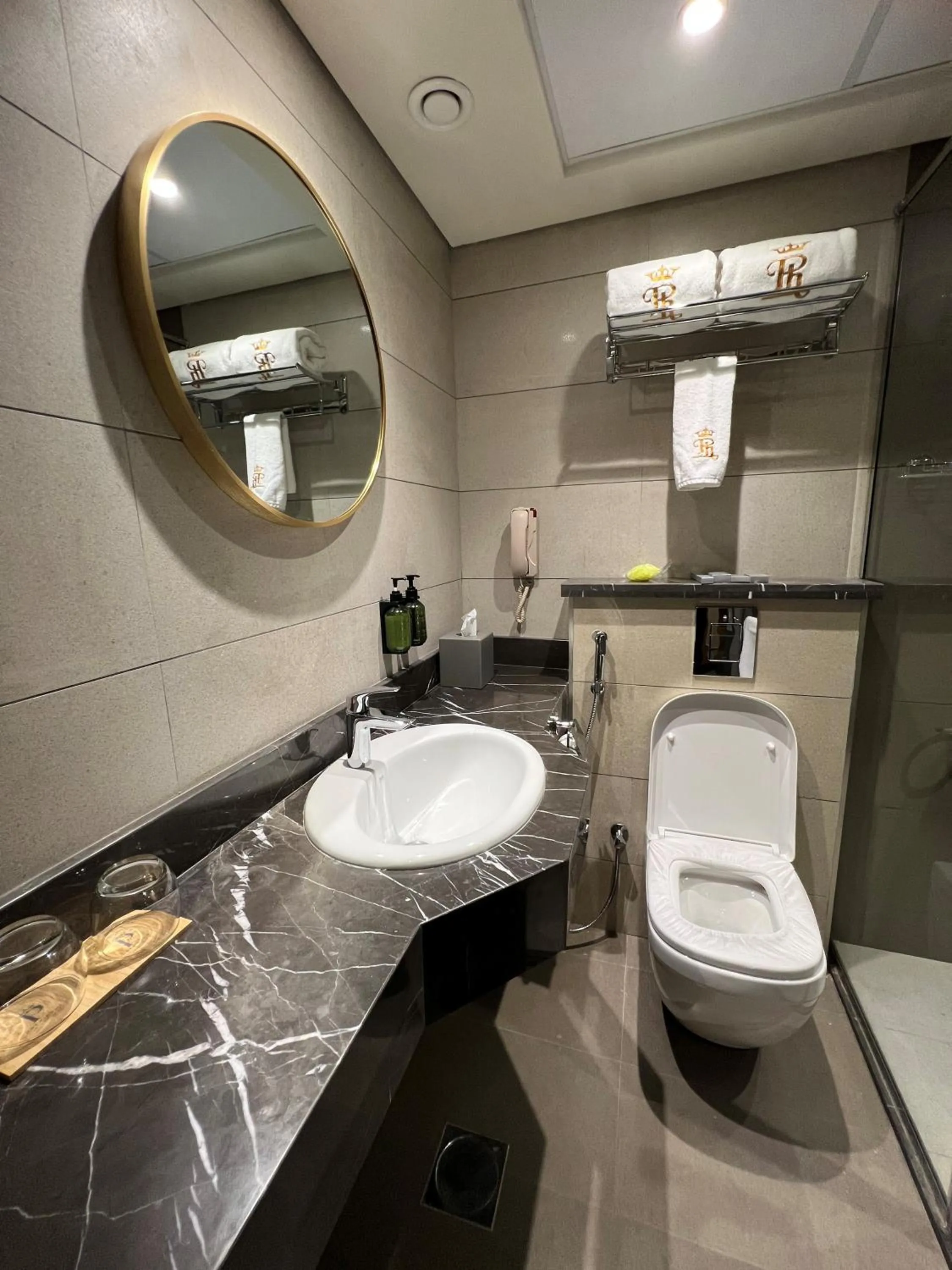 Toilet in President Hotel