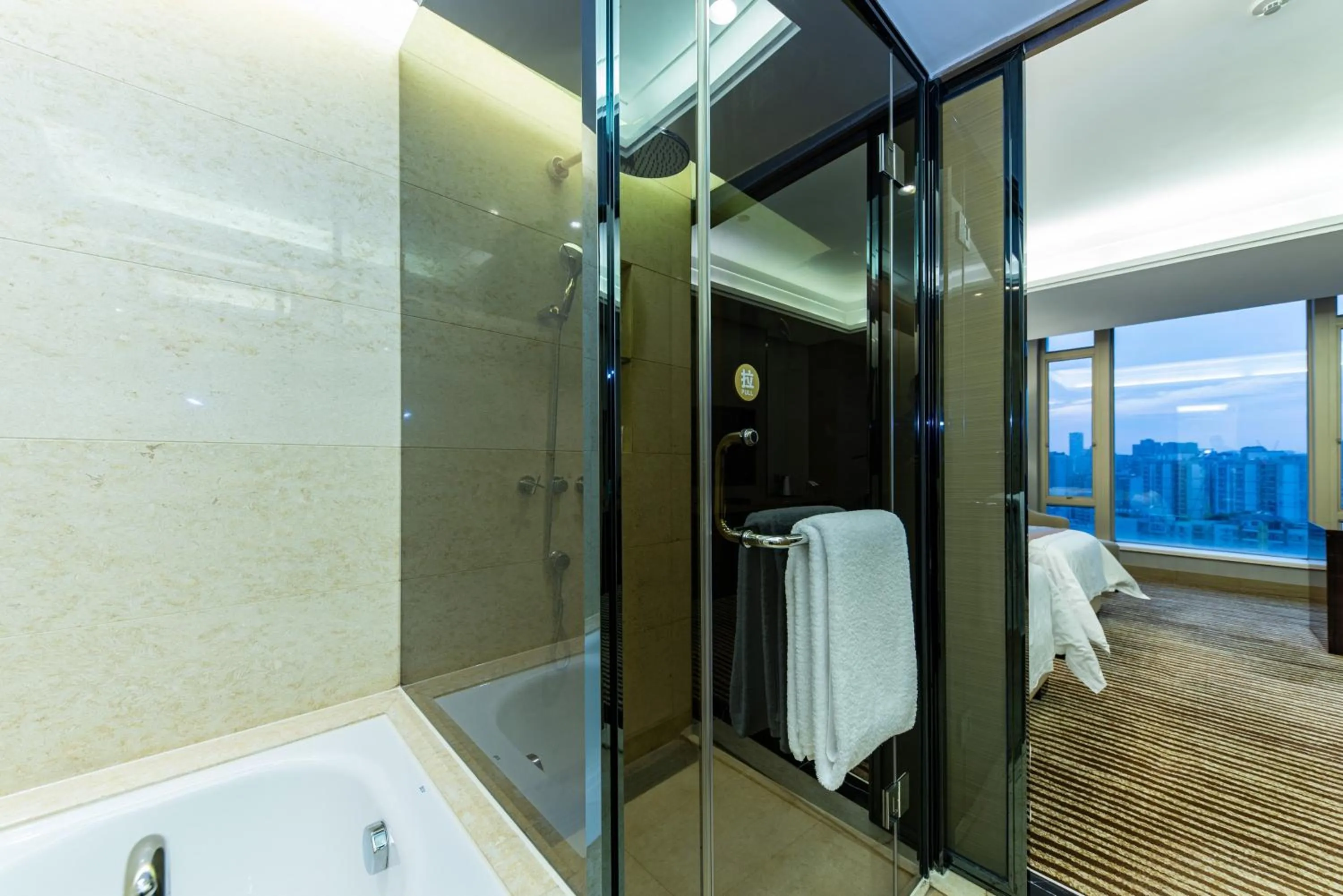 Shenzhen LANGYUE International Hotel