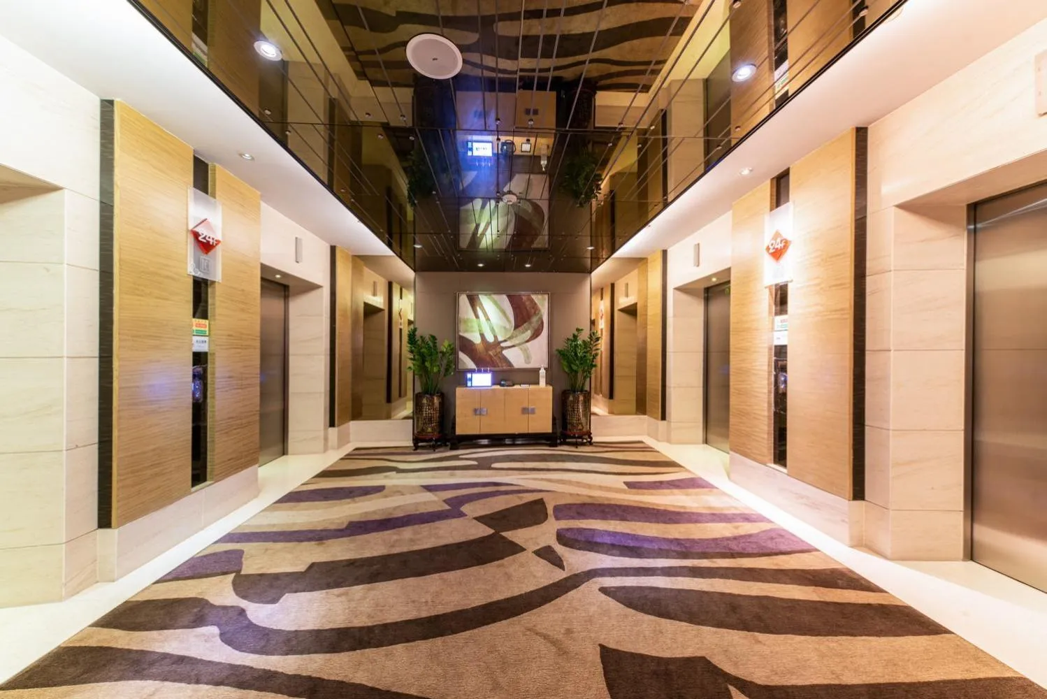 elevator in Shenzhen LANGYUE International Hotel