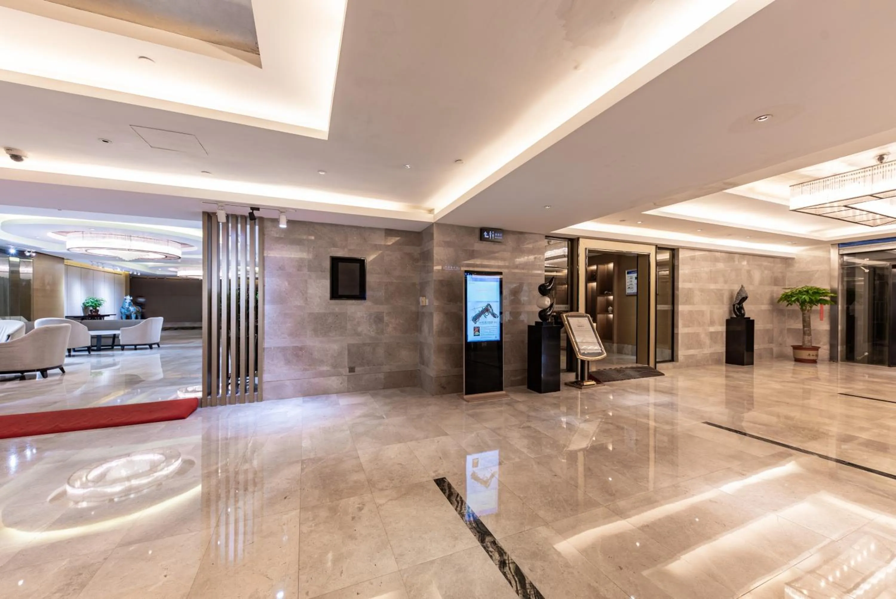 Shenzhen LANGYUE International Hotel
