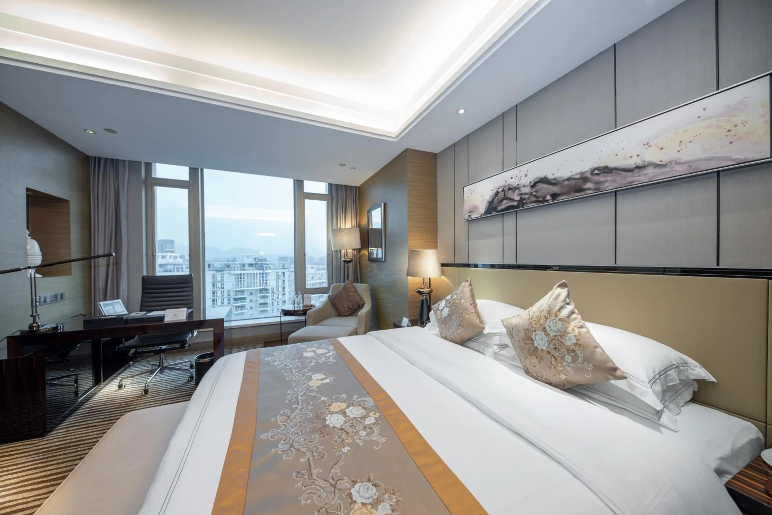 Bed in Shenzhen LANGYUE International Hotel