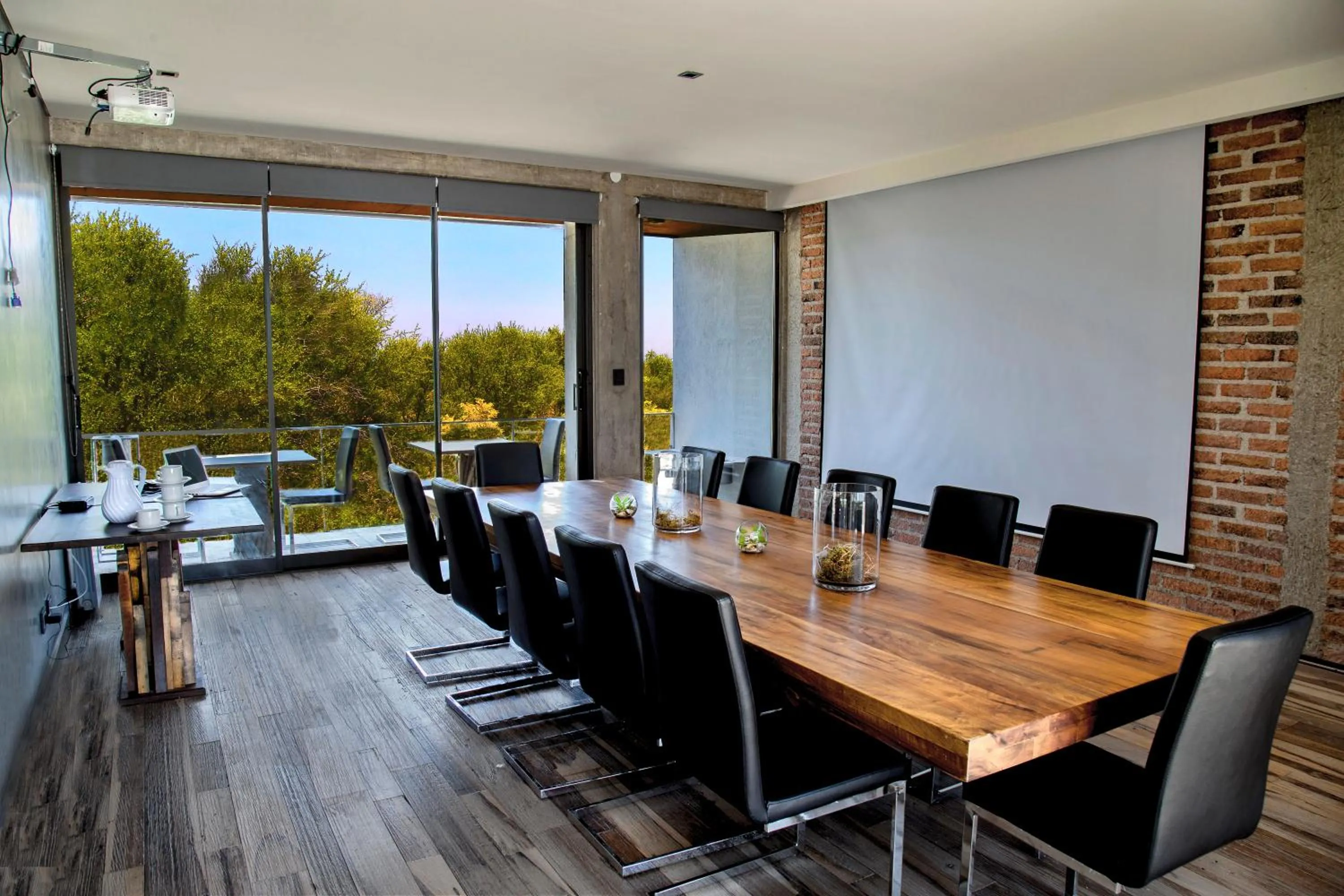 Communal lounge/ TV room in Casa Petrini