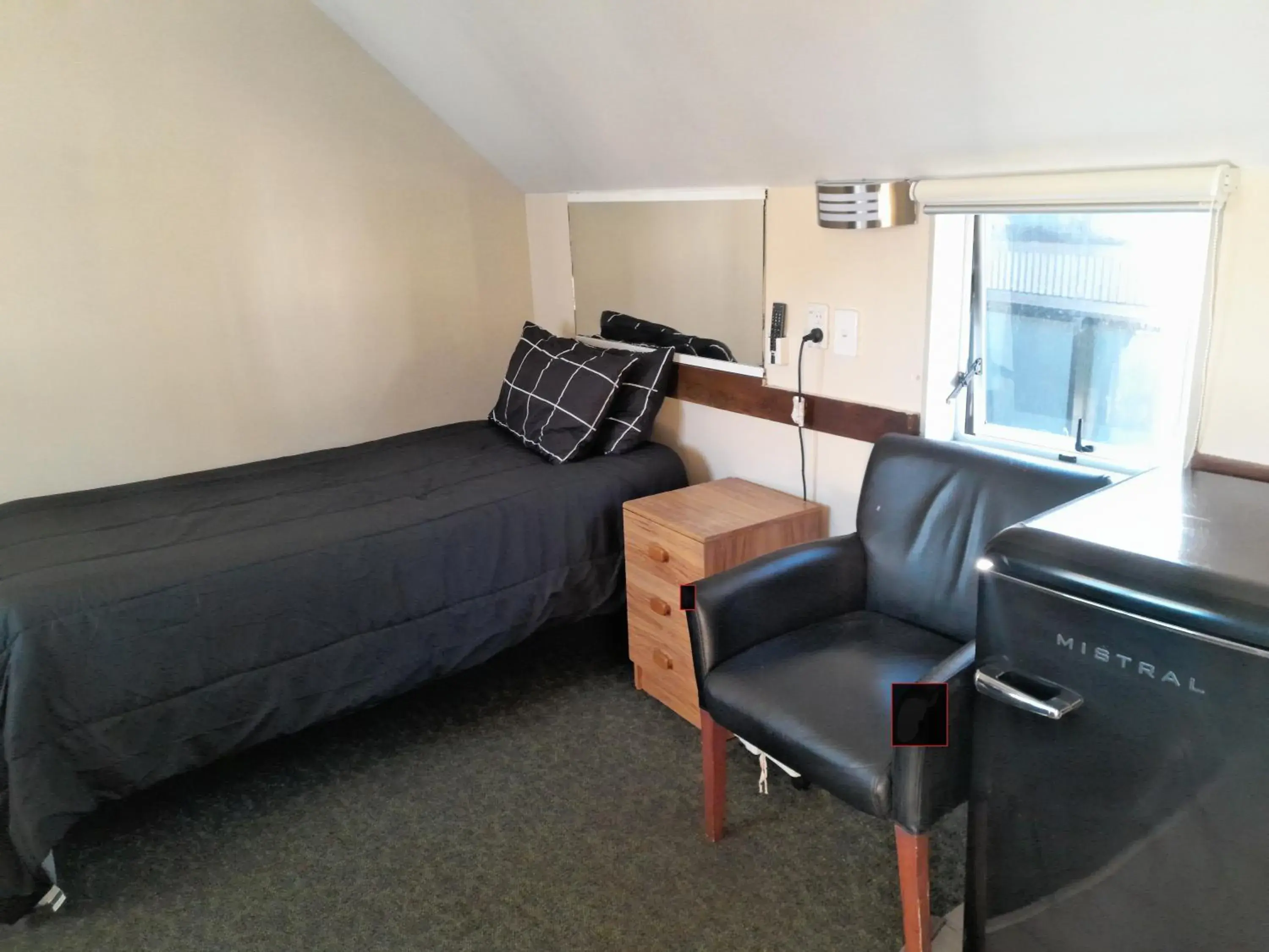 Bed in Wellington 747 Motel Bed in Wellington 747 Motel