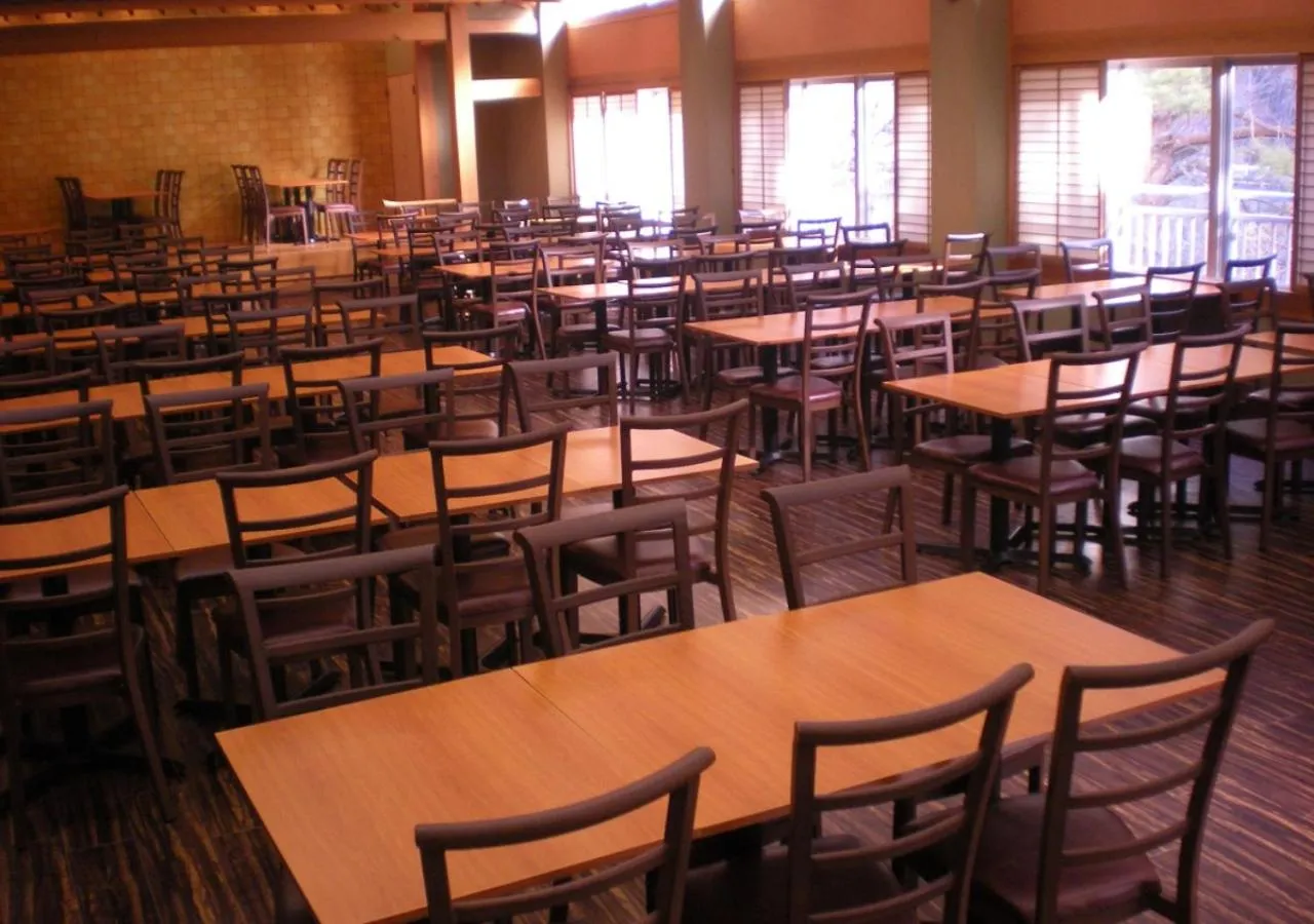 Restaurant/places to eat in Itoen Hotel Oze Oigami Sanrakuso