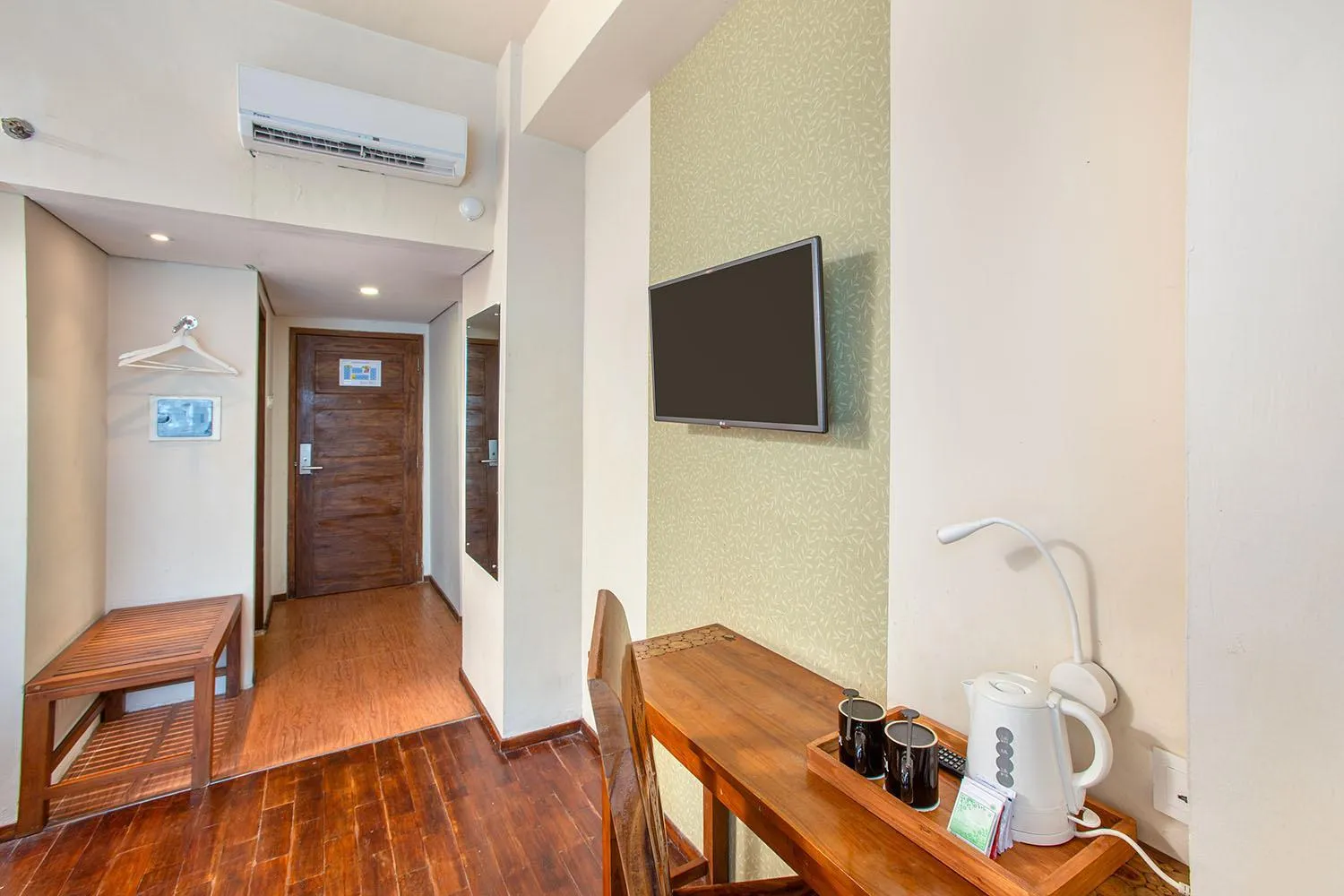 Bedroom in 1O1 URBAN Jakarta Thamrin