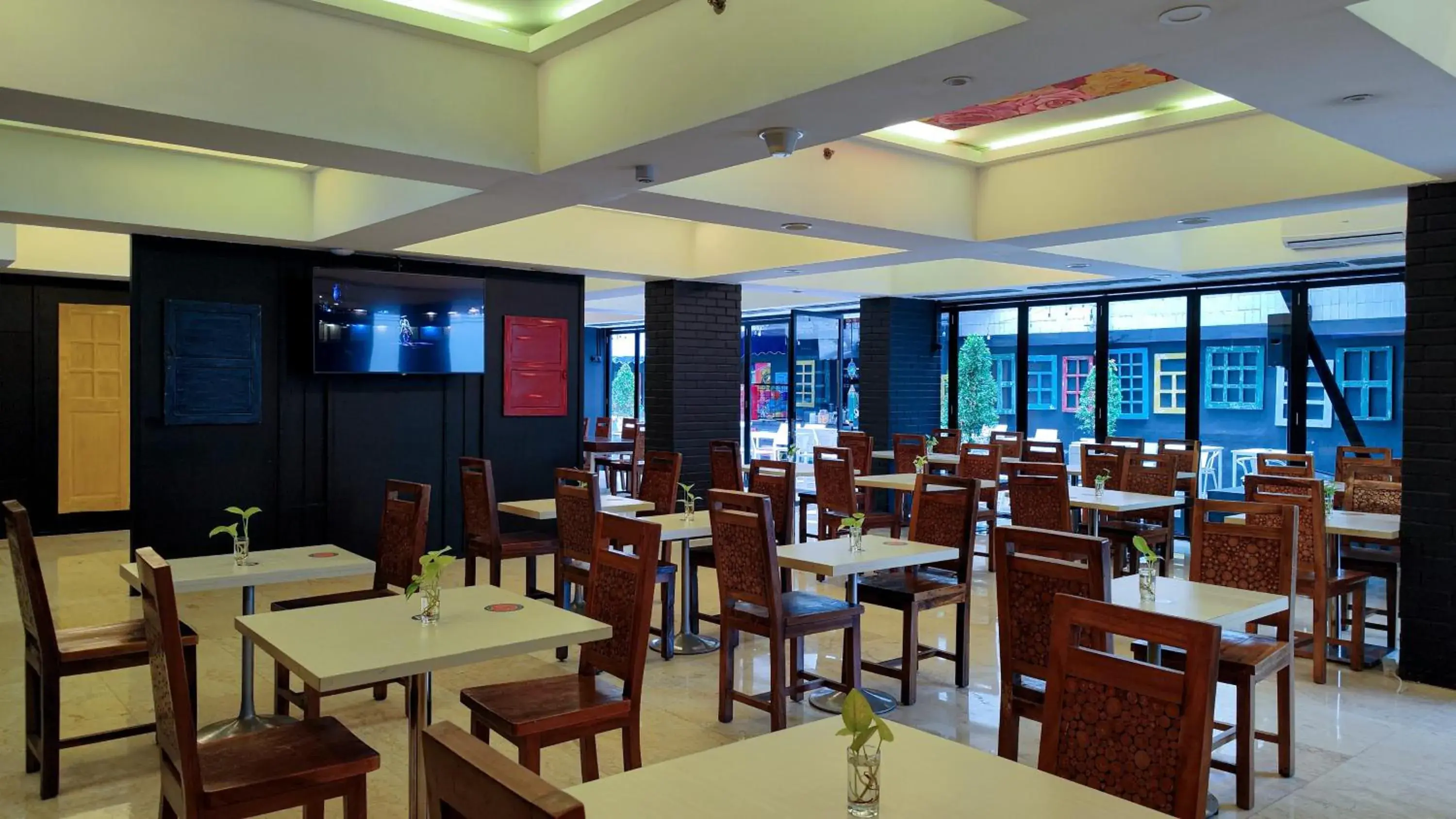 Restaurant/places to eat in 1O1 URBAN Jakarta Thamrin Restaurant/places to eat in 1O1 URBAN Jakarta Thamrin