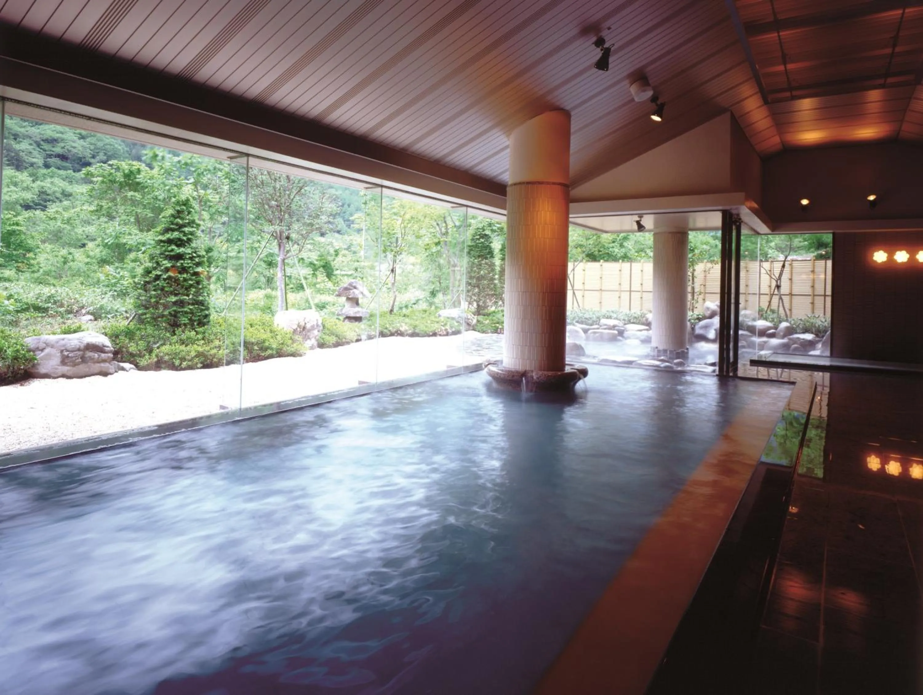 Public Bath in Hotel Yunojin