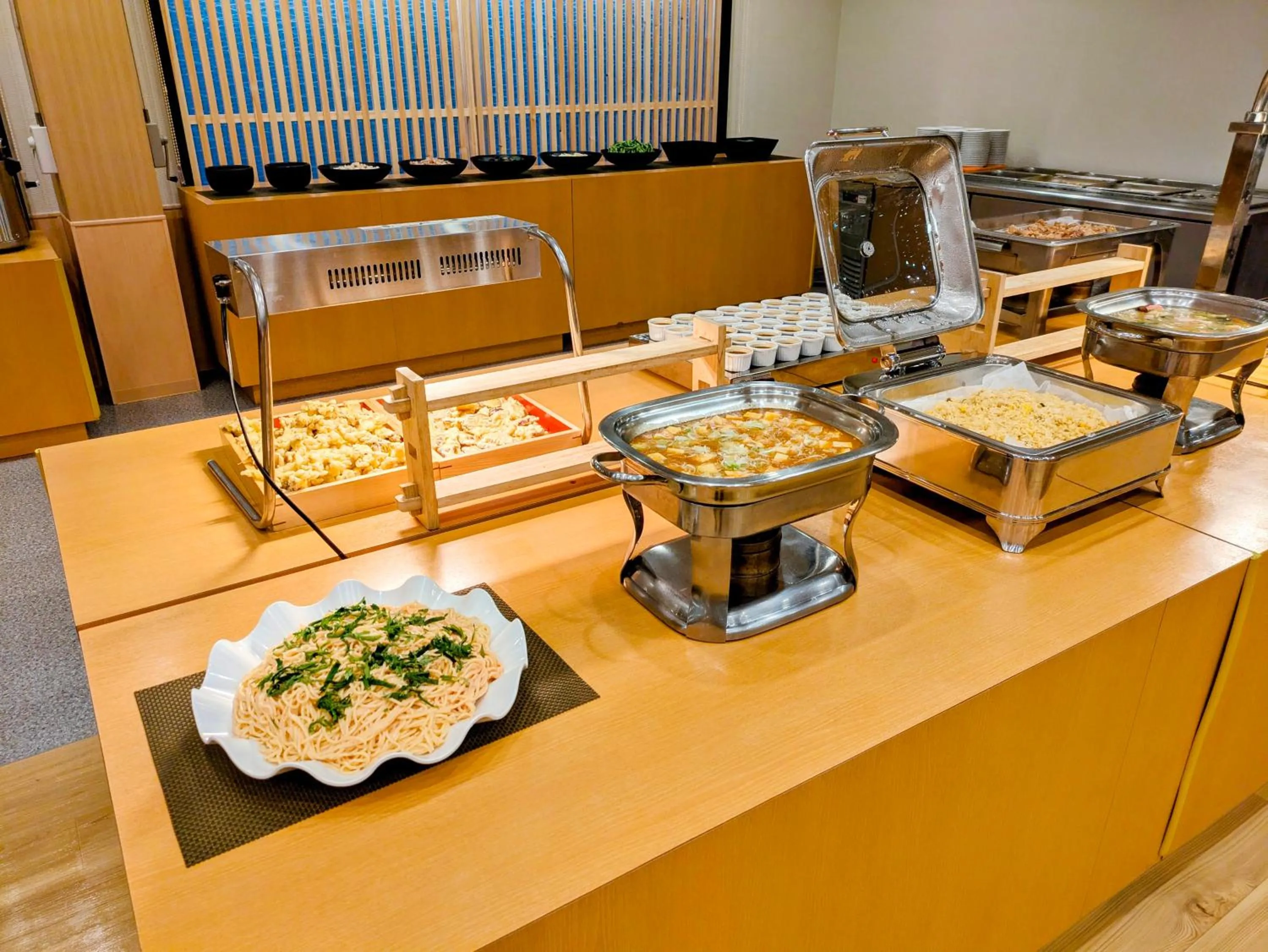 Restaurant/places to eat in Itoen Hotel Shima