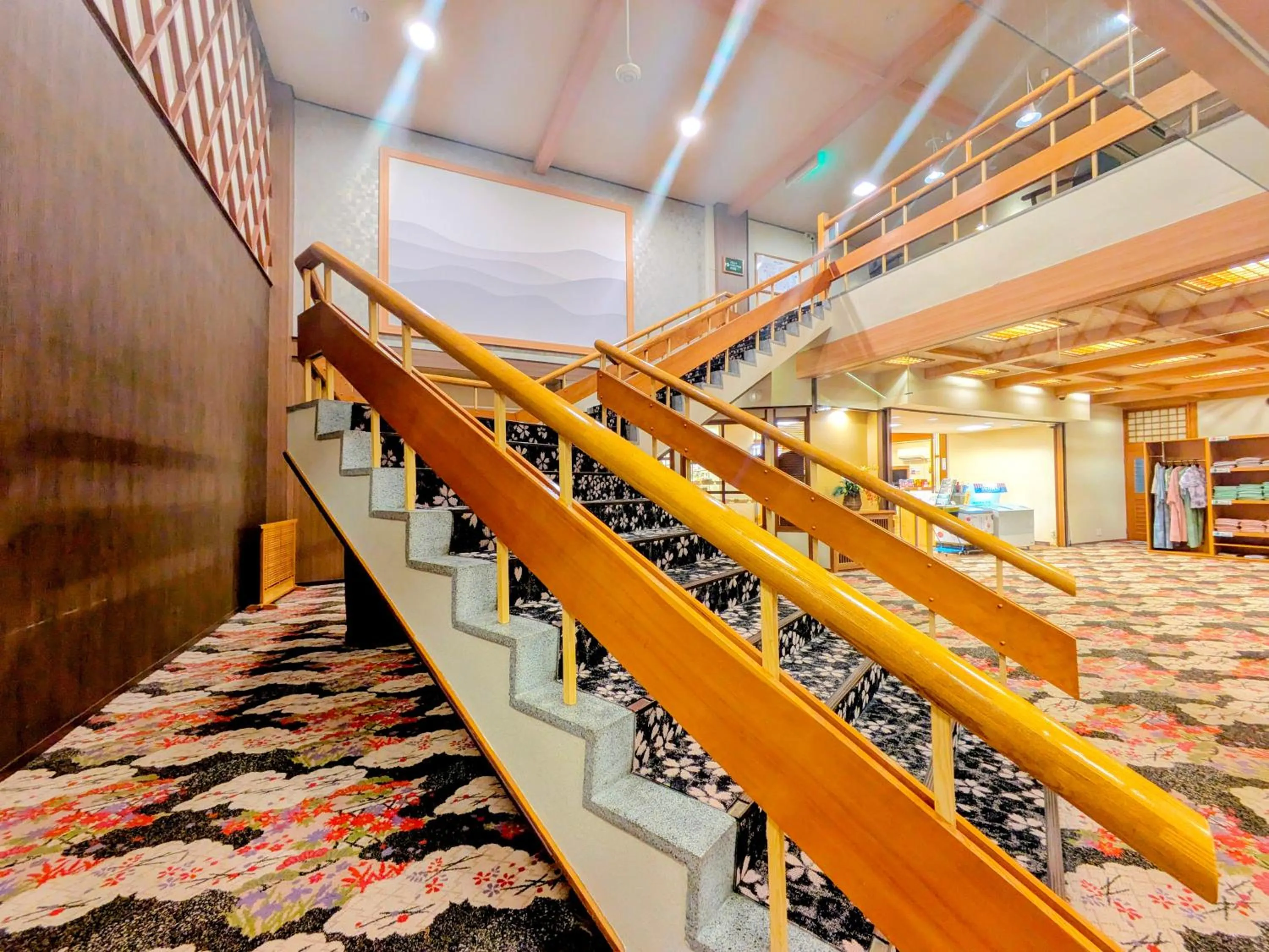 Communal lounge/ TV room in Itoen Hotel Shima