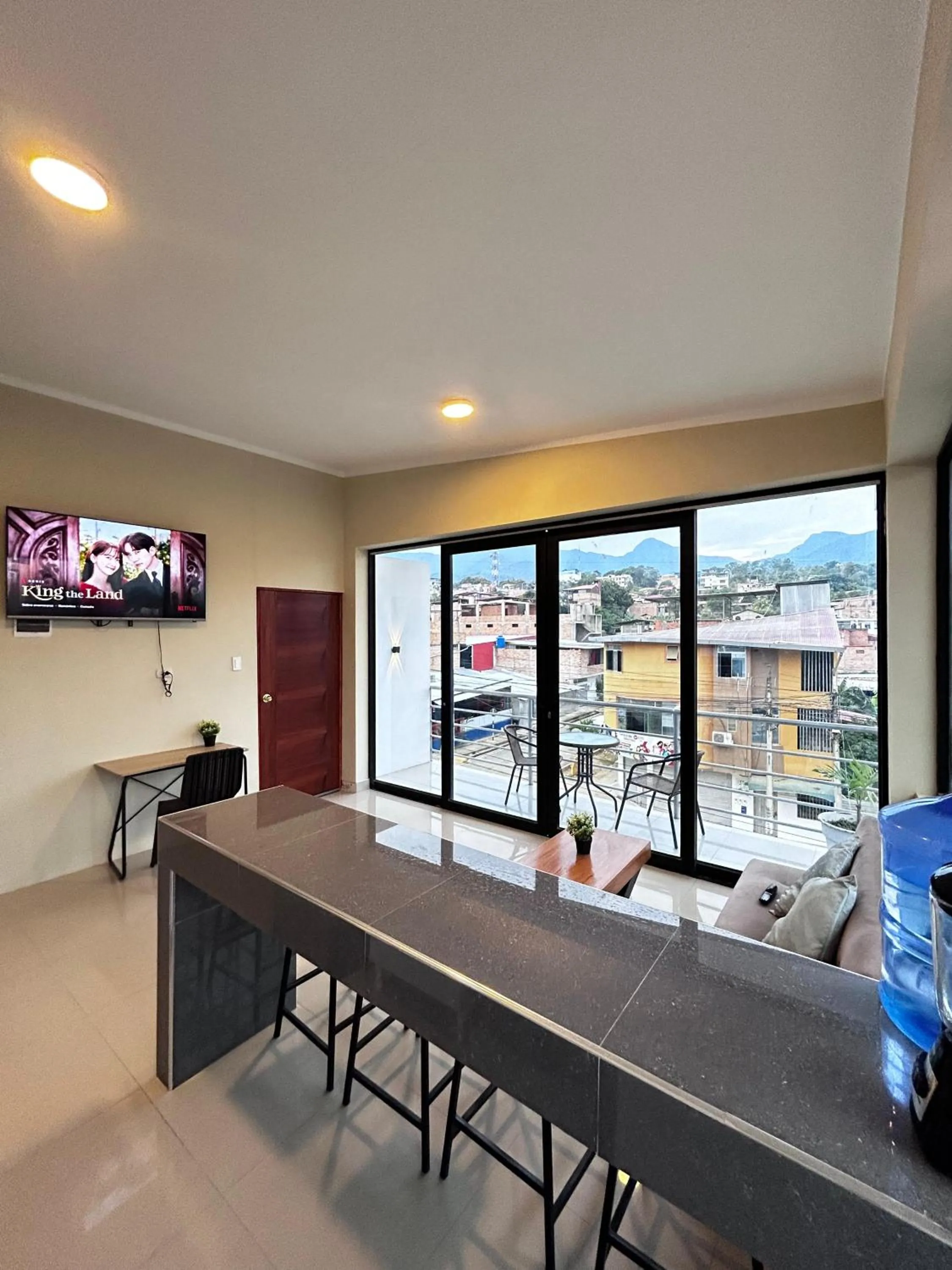 Hostal Cordillera Azul