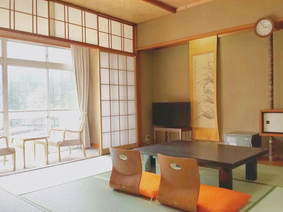 Photo of the whole room in Hotel Yumoto