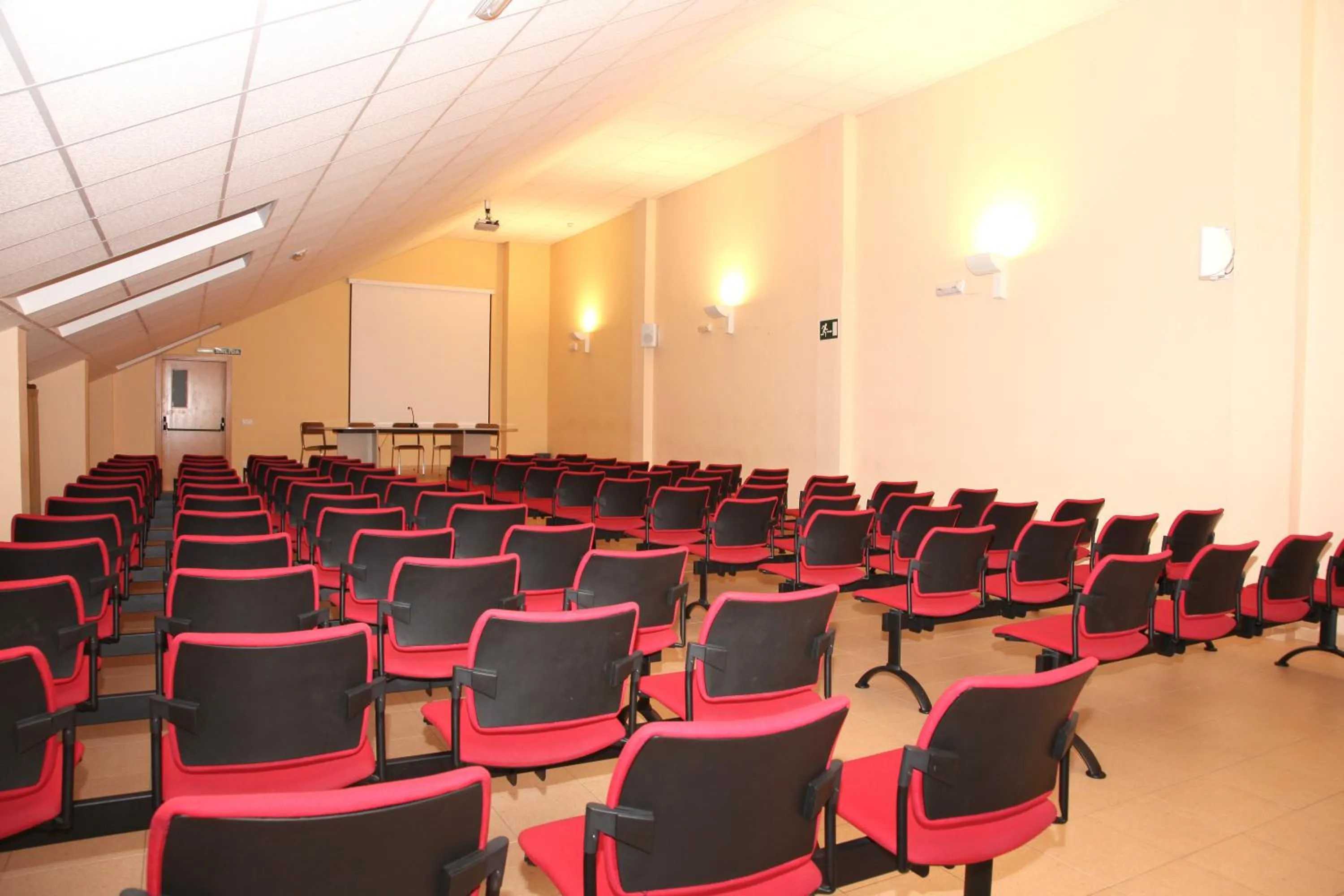 Residencia Albergue Jaca