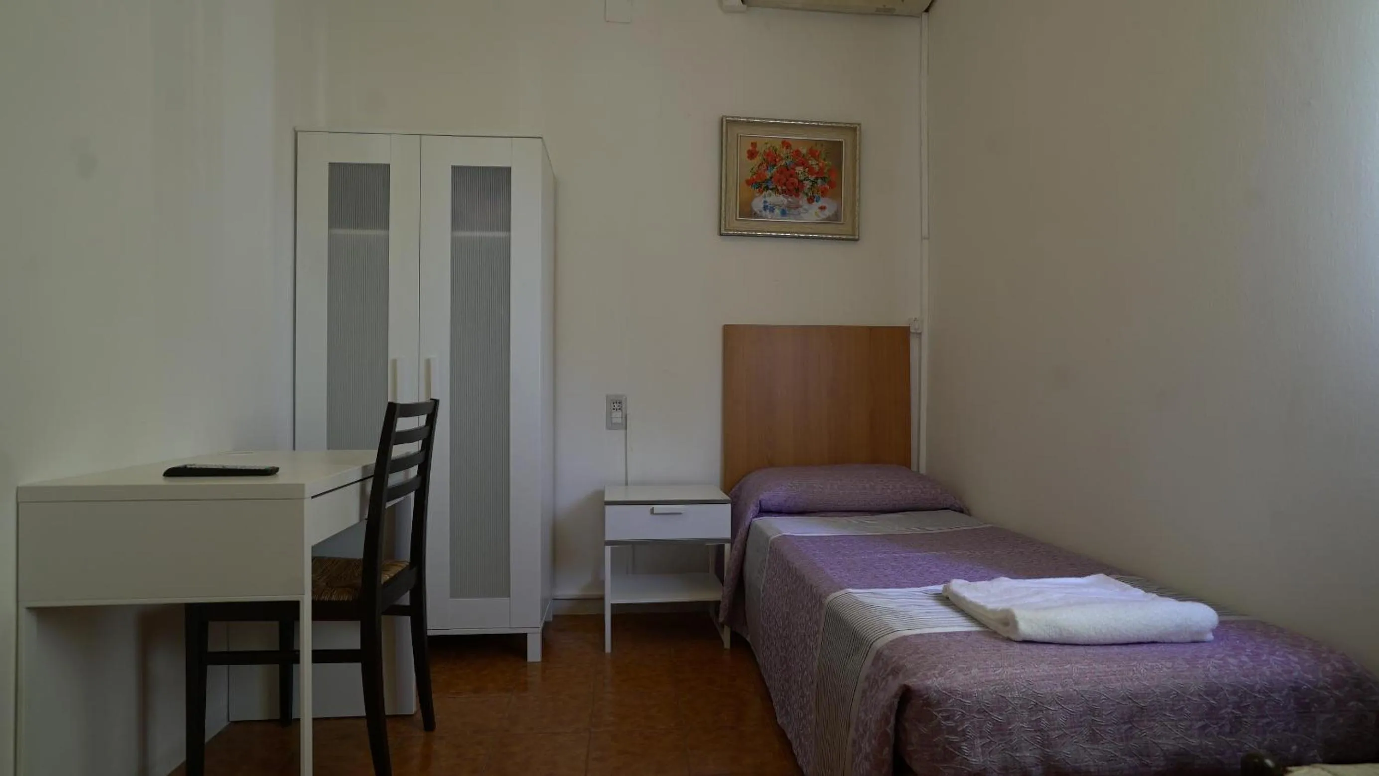 Bed in Hotel Colombo