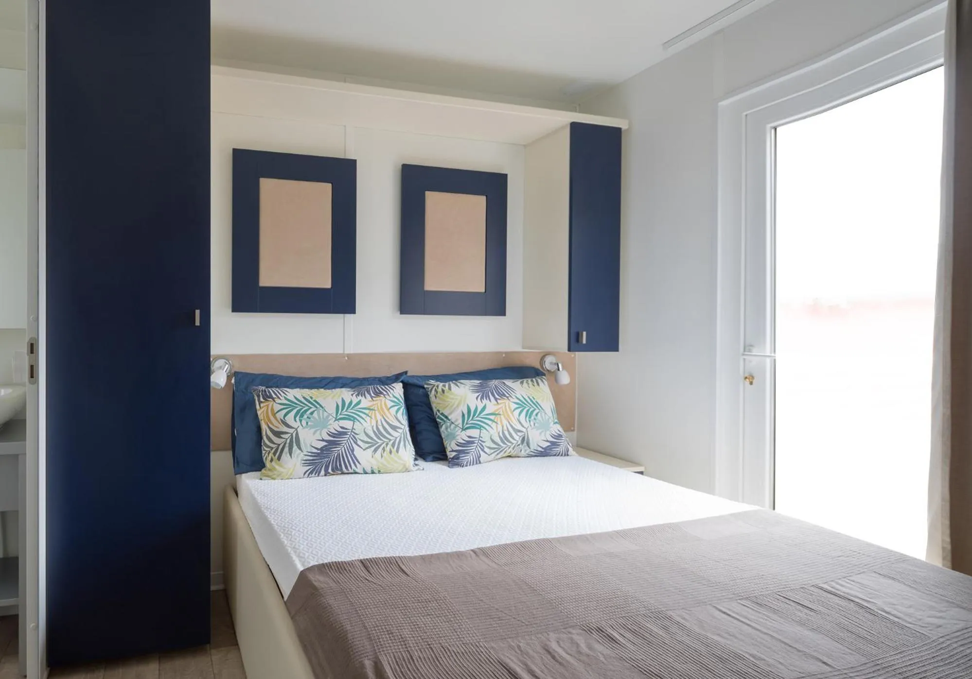 Bed in Camping Village Cavallino