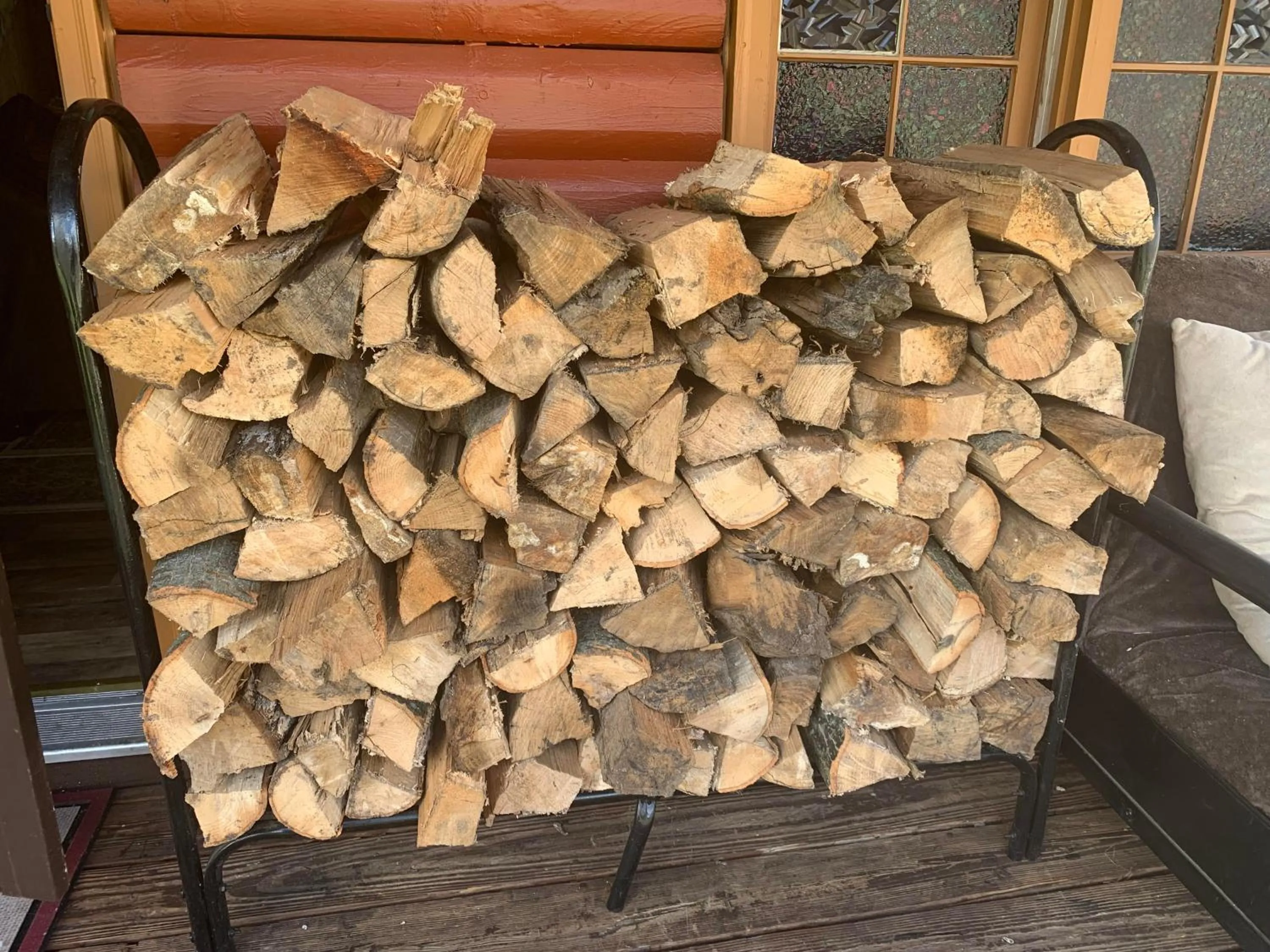 Decorative detail in Log Cabin in the Field