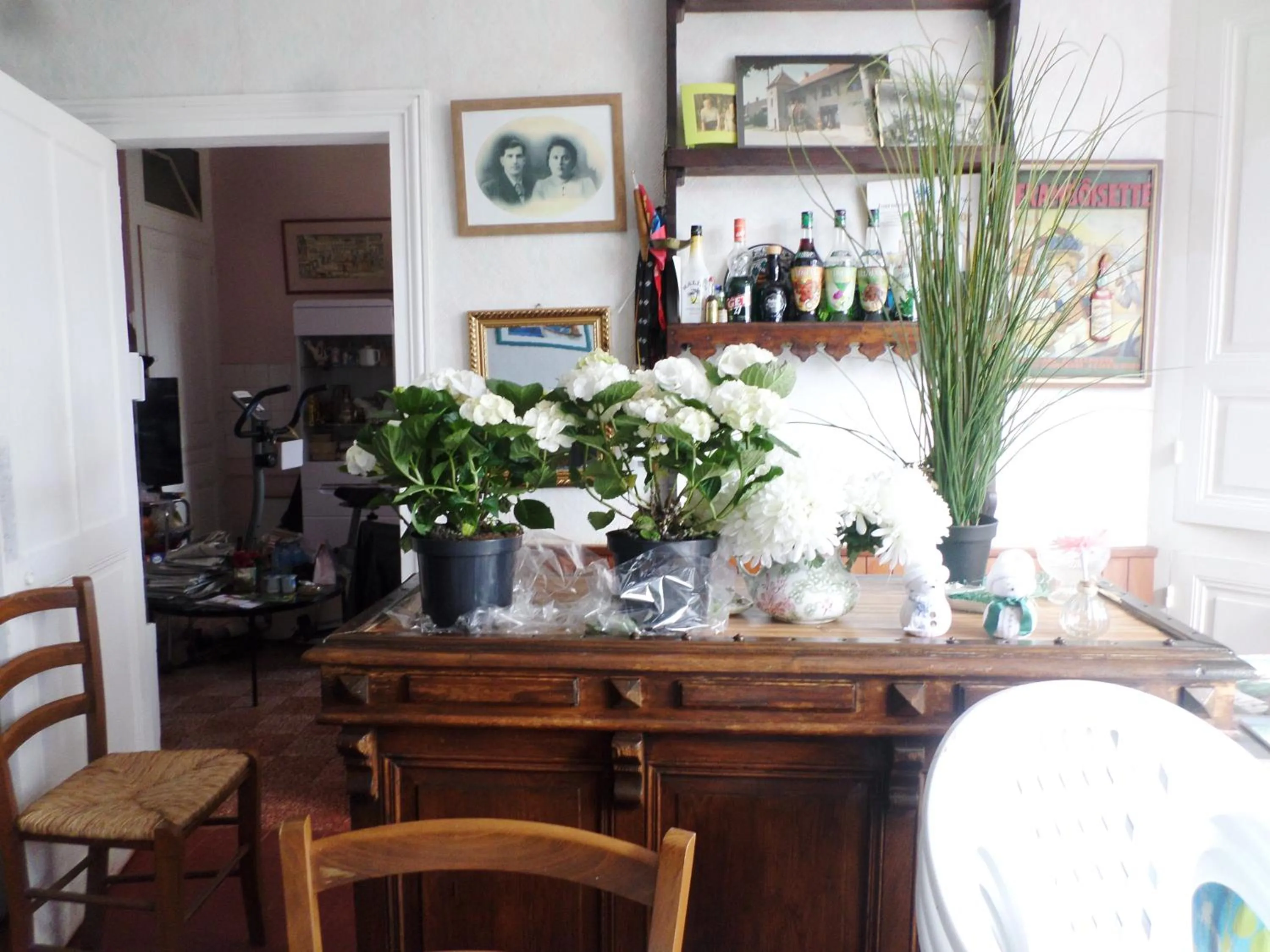 Property building in Les Marronniers