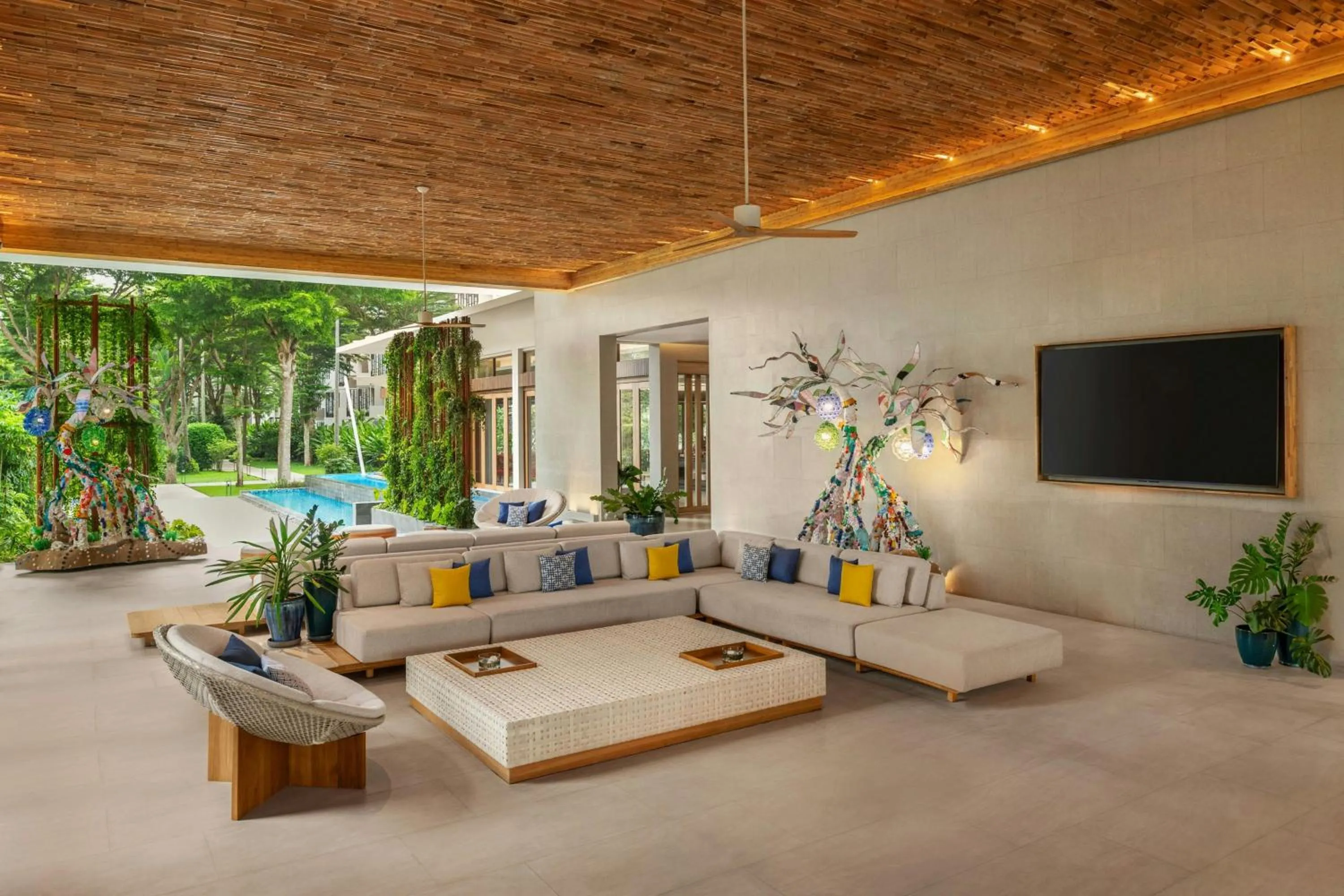 Lobby or reception in Le Meridien Phuket Mai Khao Beach Resort