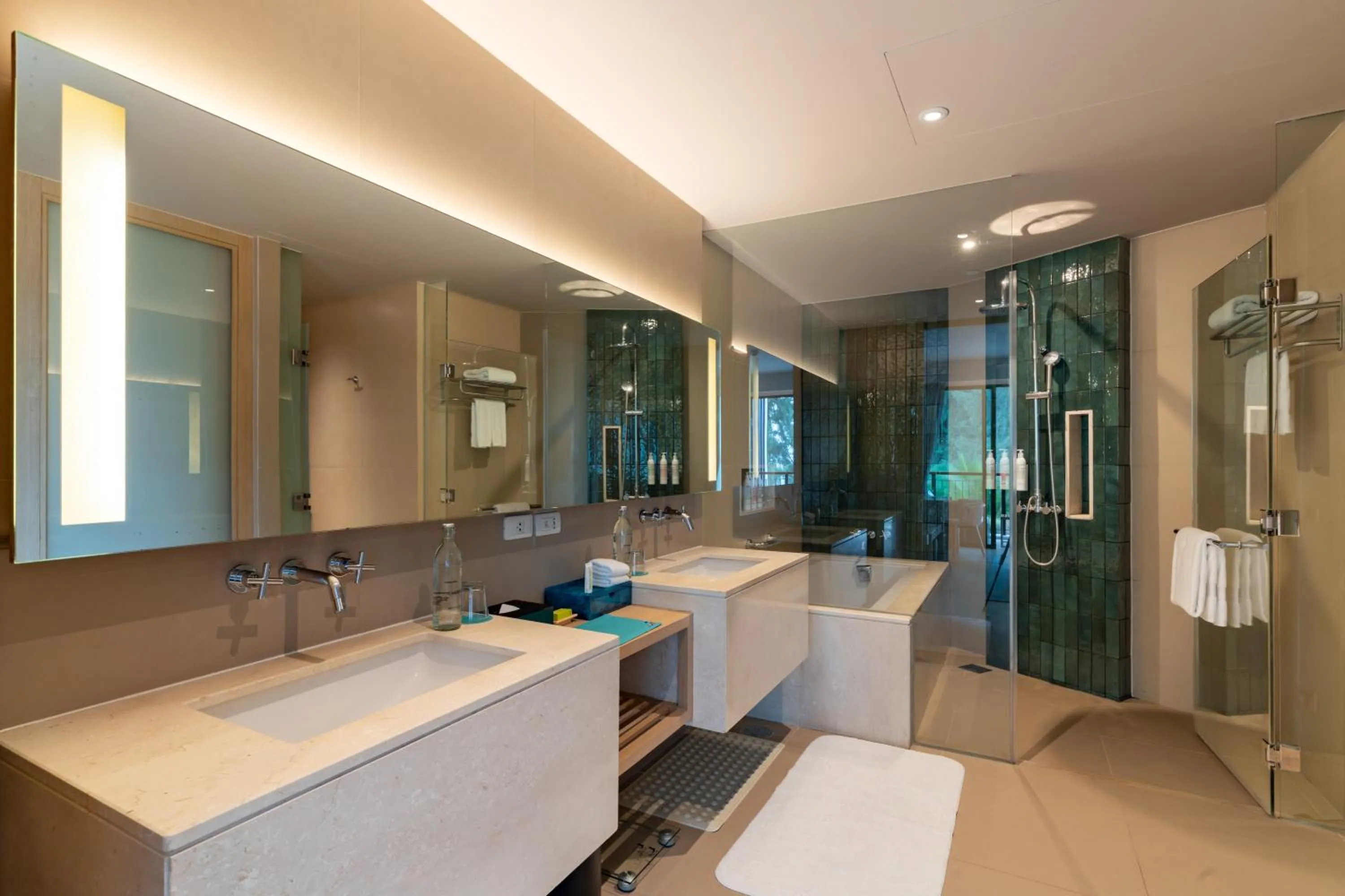 Shower in Le Meridien Phuket Mai Khao Beach Resort