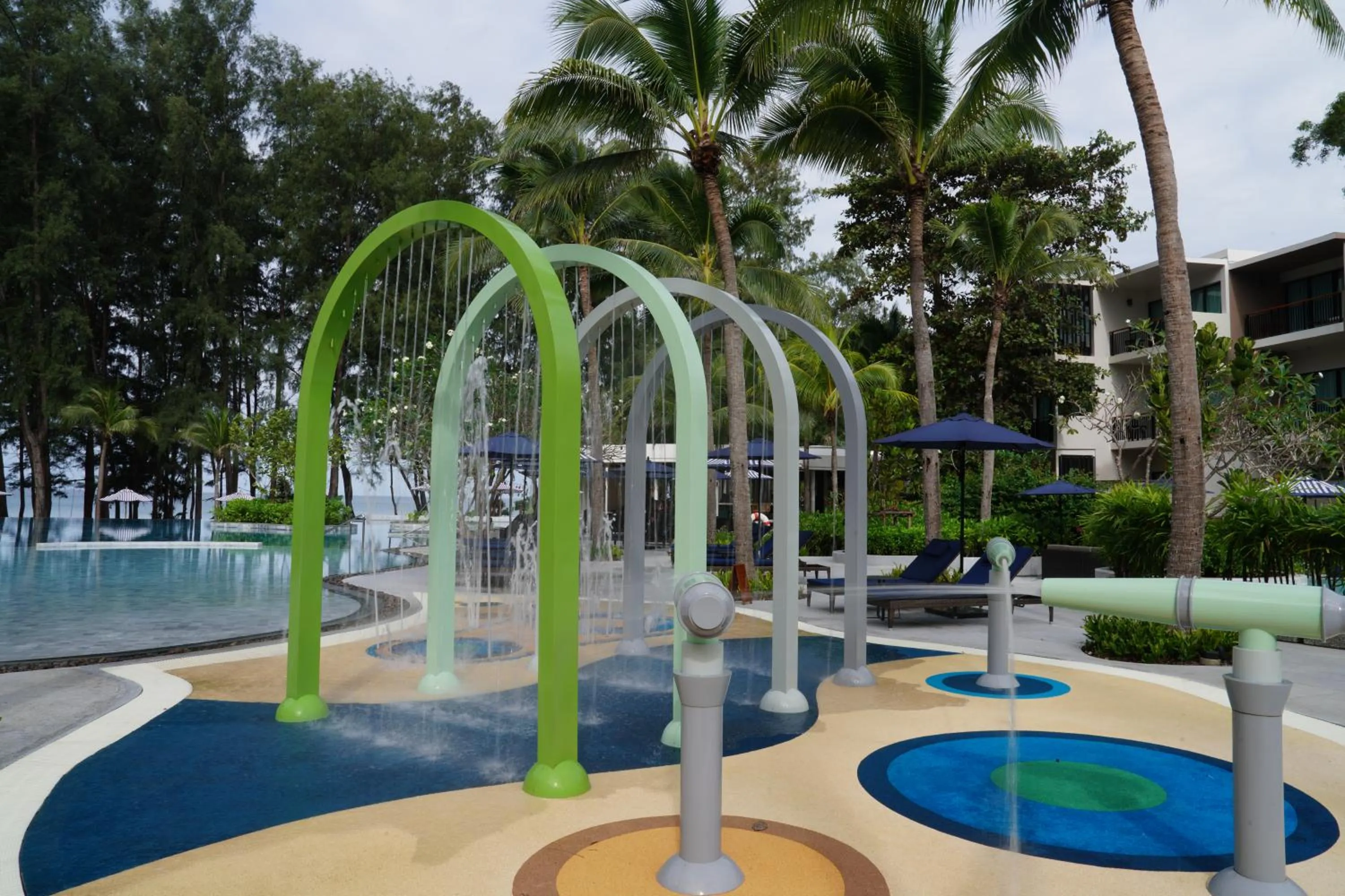 Day in Le Meridien Phuket Mai Khao Beach Resort