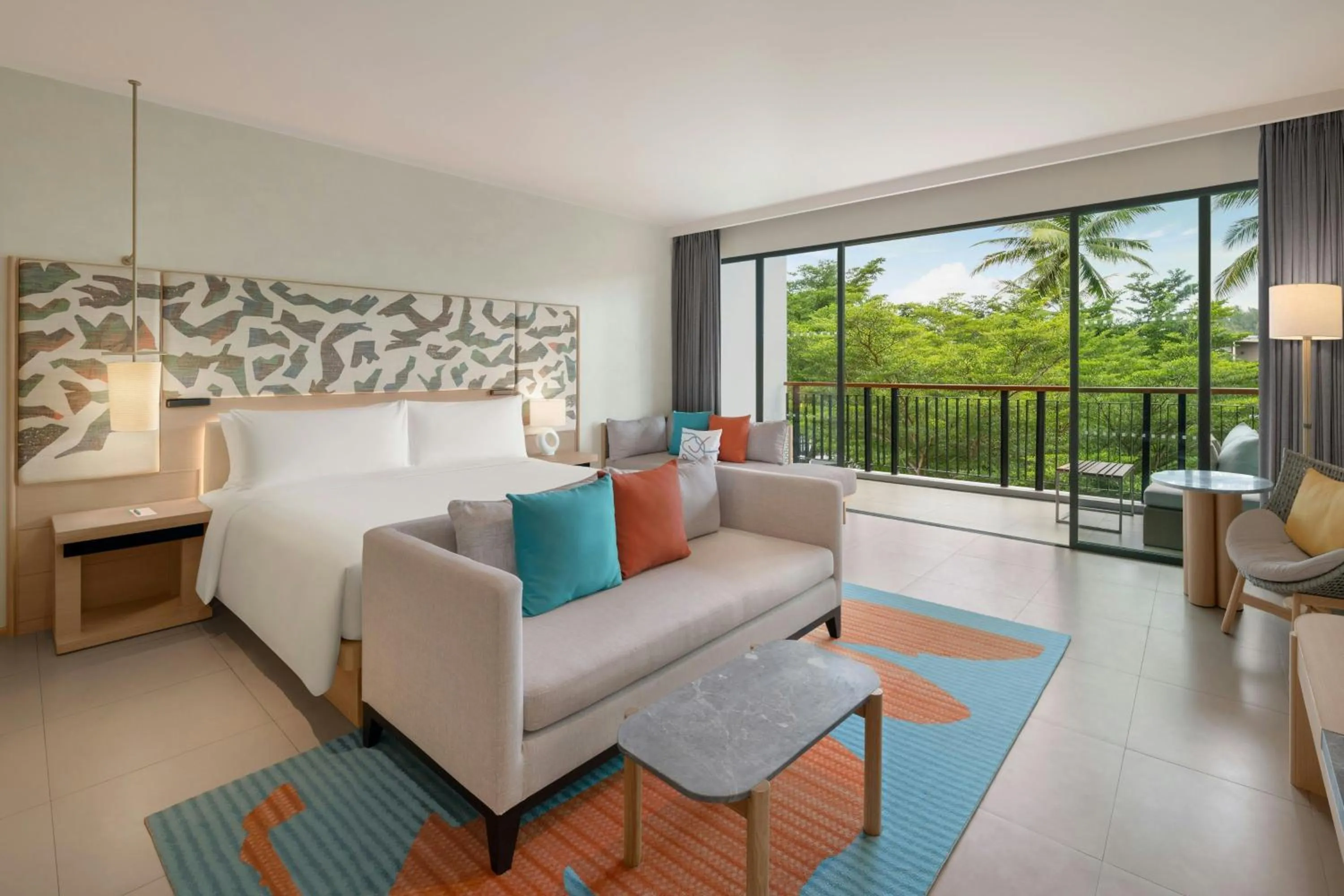 Photo of the whole room, Bed in Le Meridien Phuket Mai Khao Beach Resort