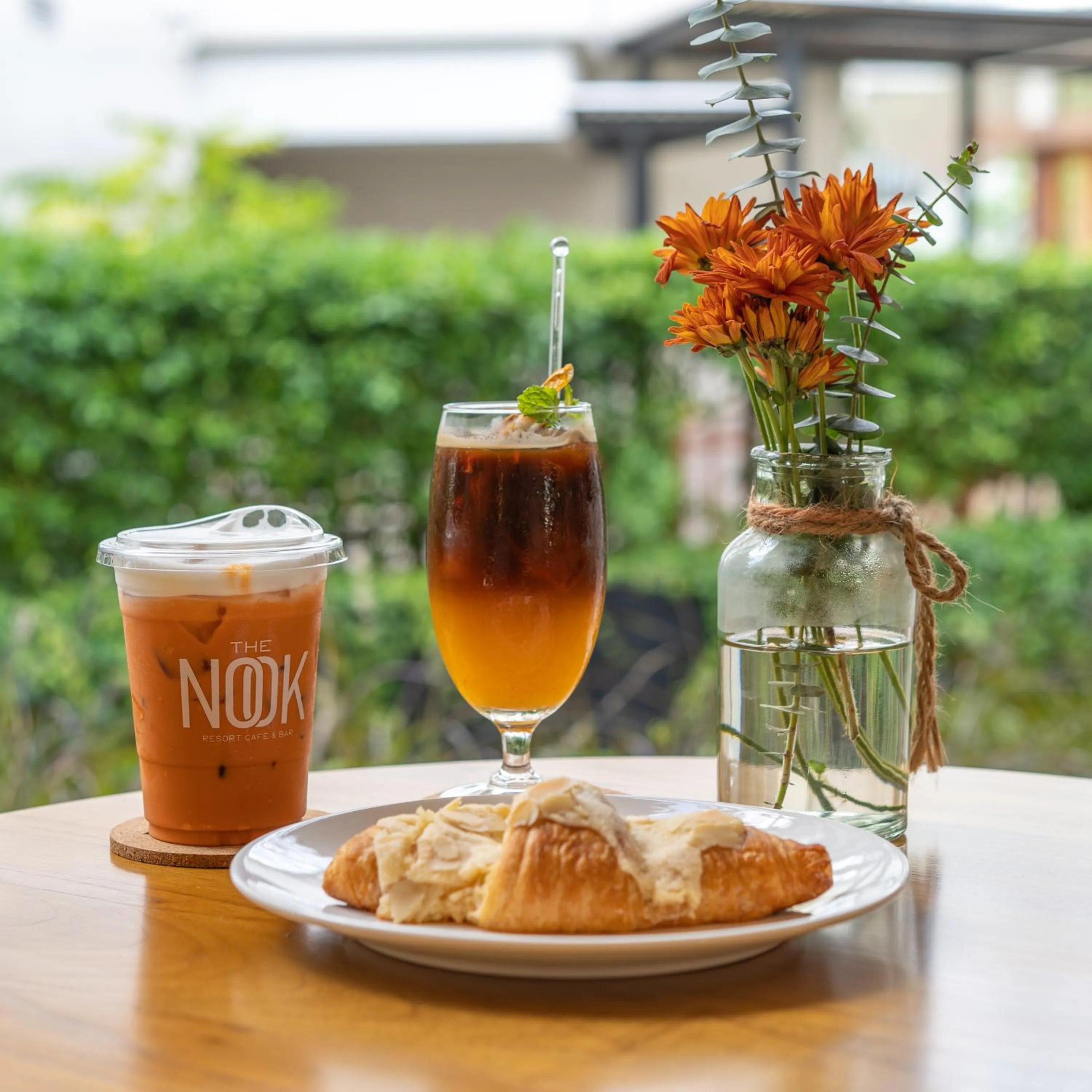 Restaurant/places to eat in Le Meridien Phuket Mai Khao Beach Resort