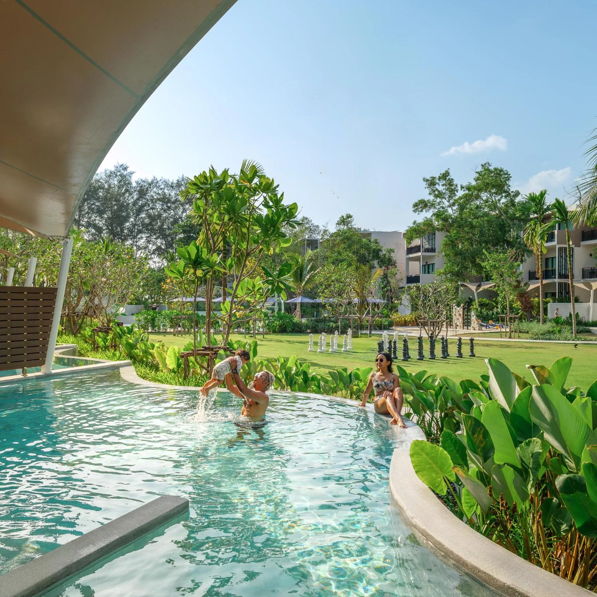 Property building in Le Meridien Phuket Mai Khao Beach Resort