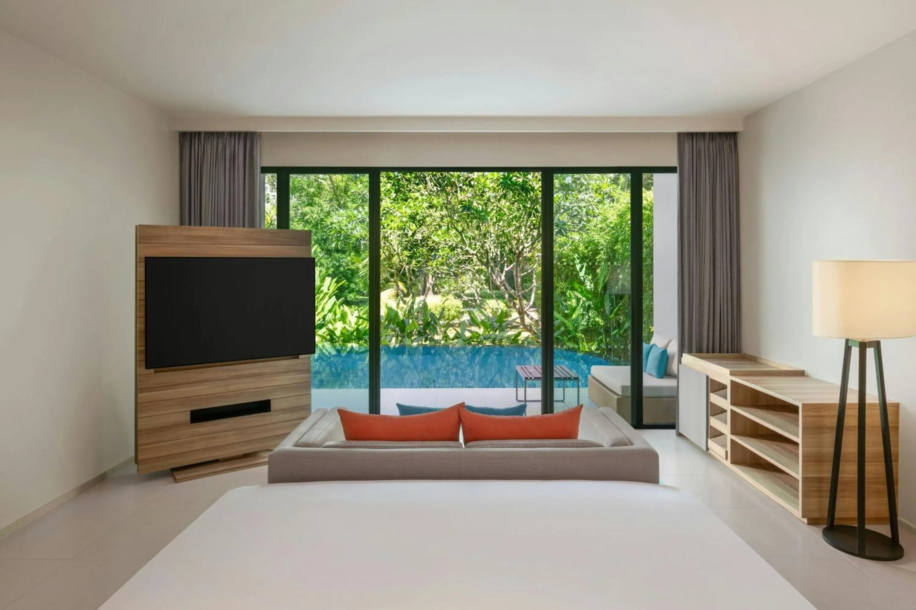 Photo of the whole room, Bed in Le Meridien Phuket Mai Khao Beach Resort