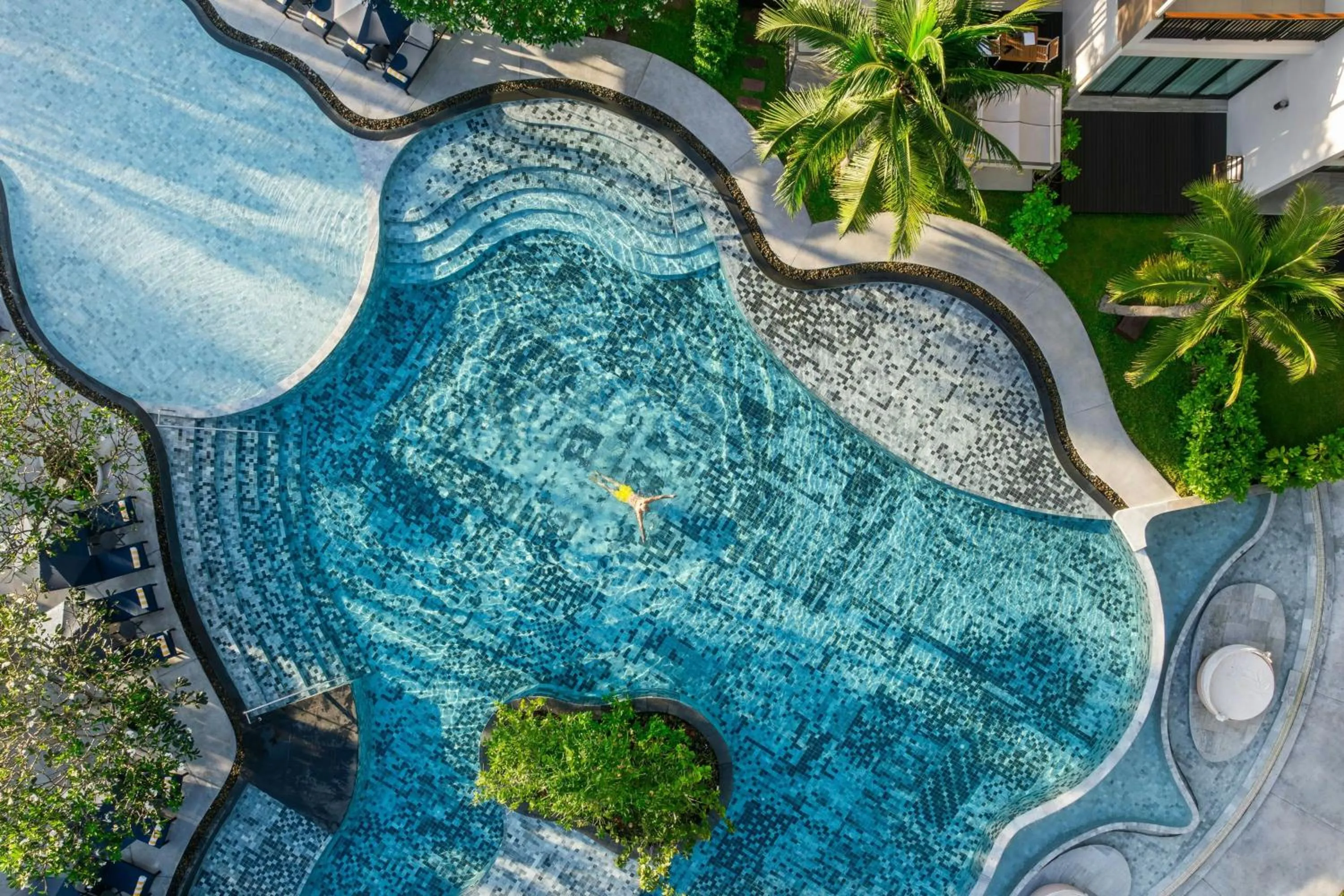 Swimming pool in Le Meridien Phuket Mai Khao Beach Resort