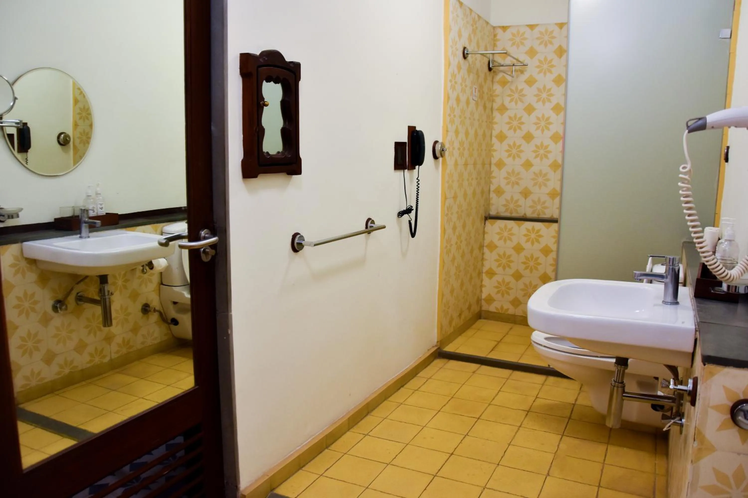 Bathroom in The House of MG-A Heritage Hotel, Ahmedabad