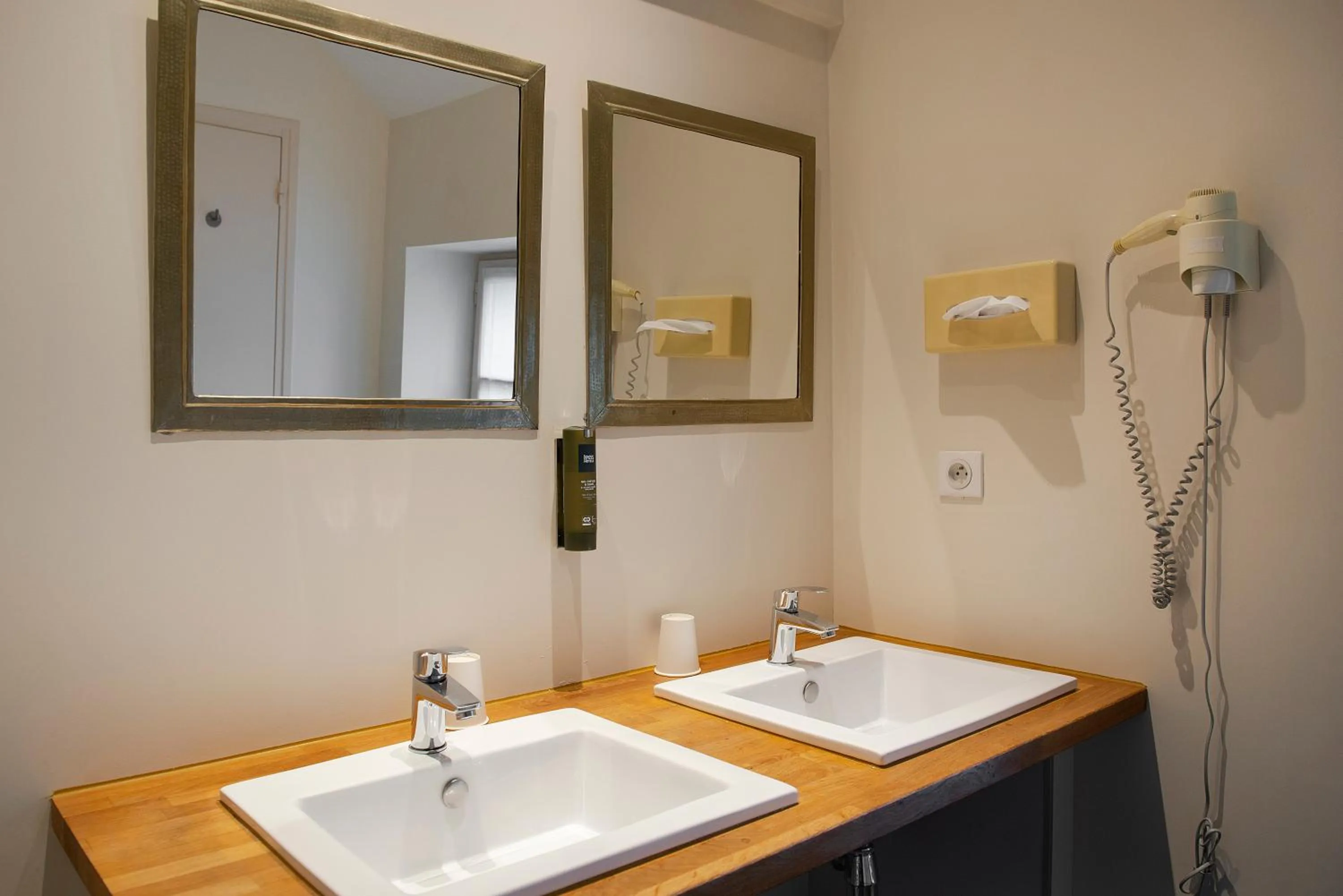 Logis Hôtel Restaurant Relais de la Mothe