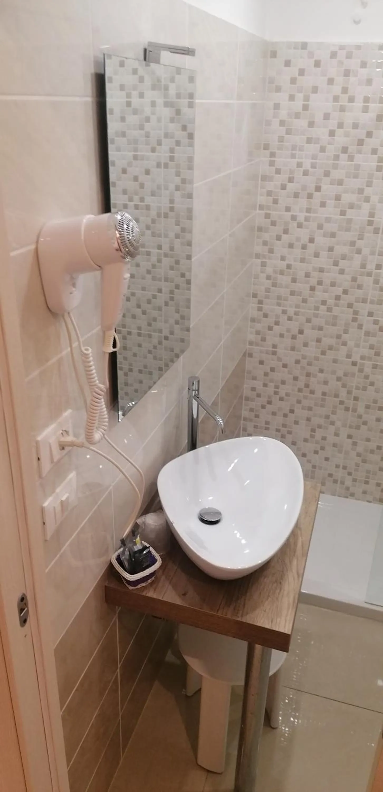 Bathroom in Hotel Boccascena